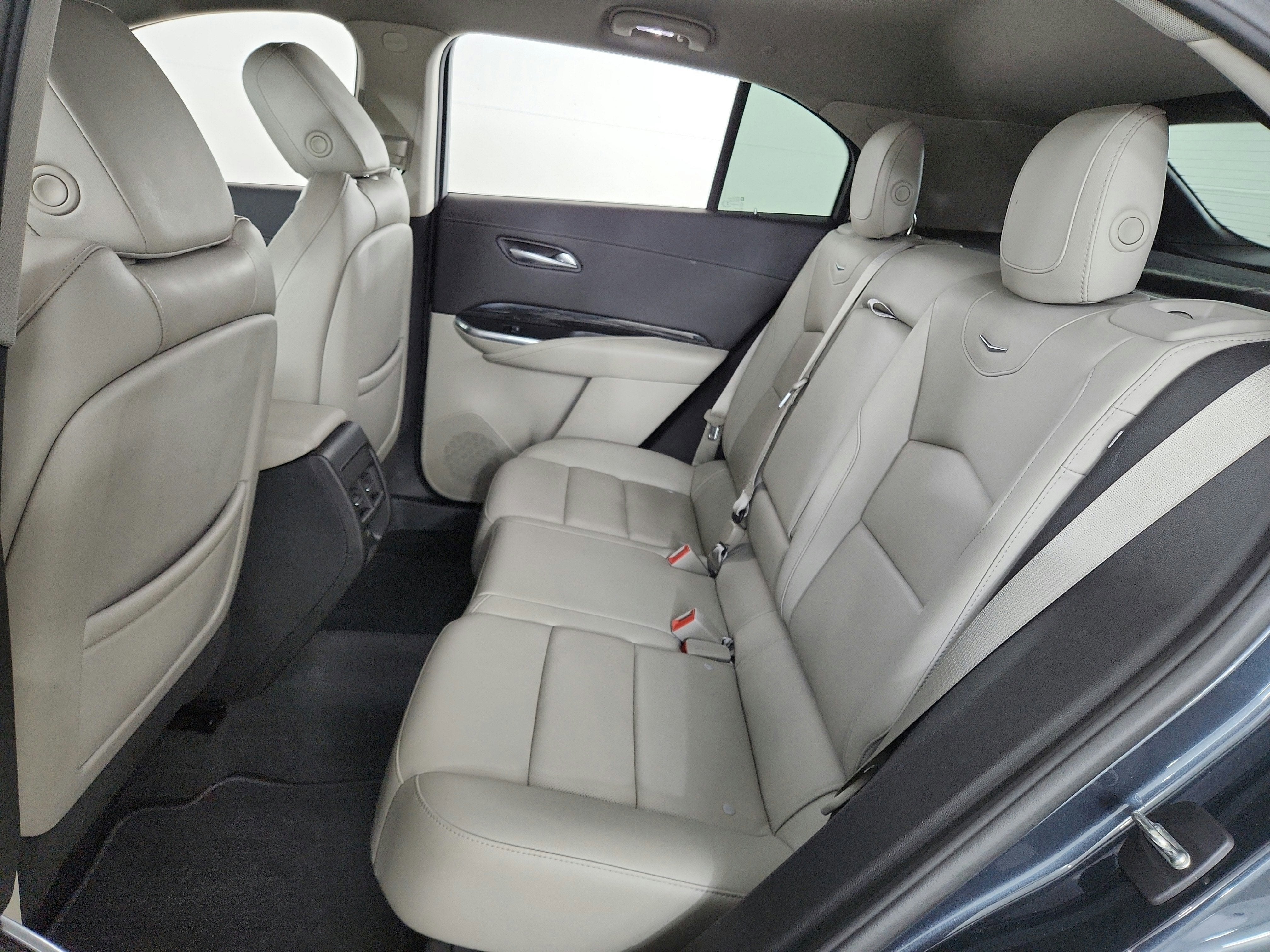 2021 Cadillac XT4 AWD Premium Luxury