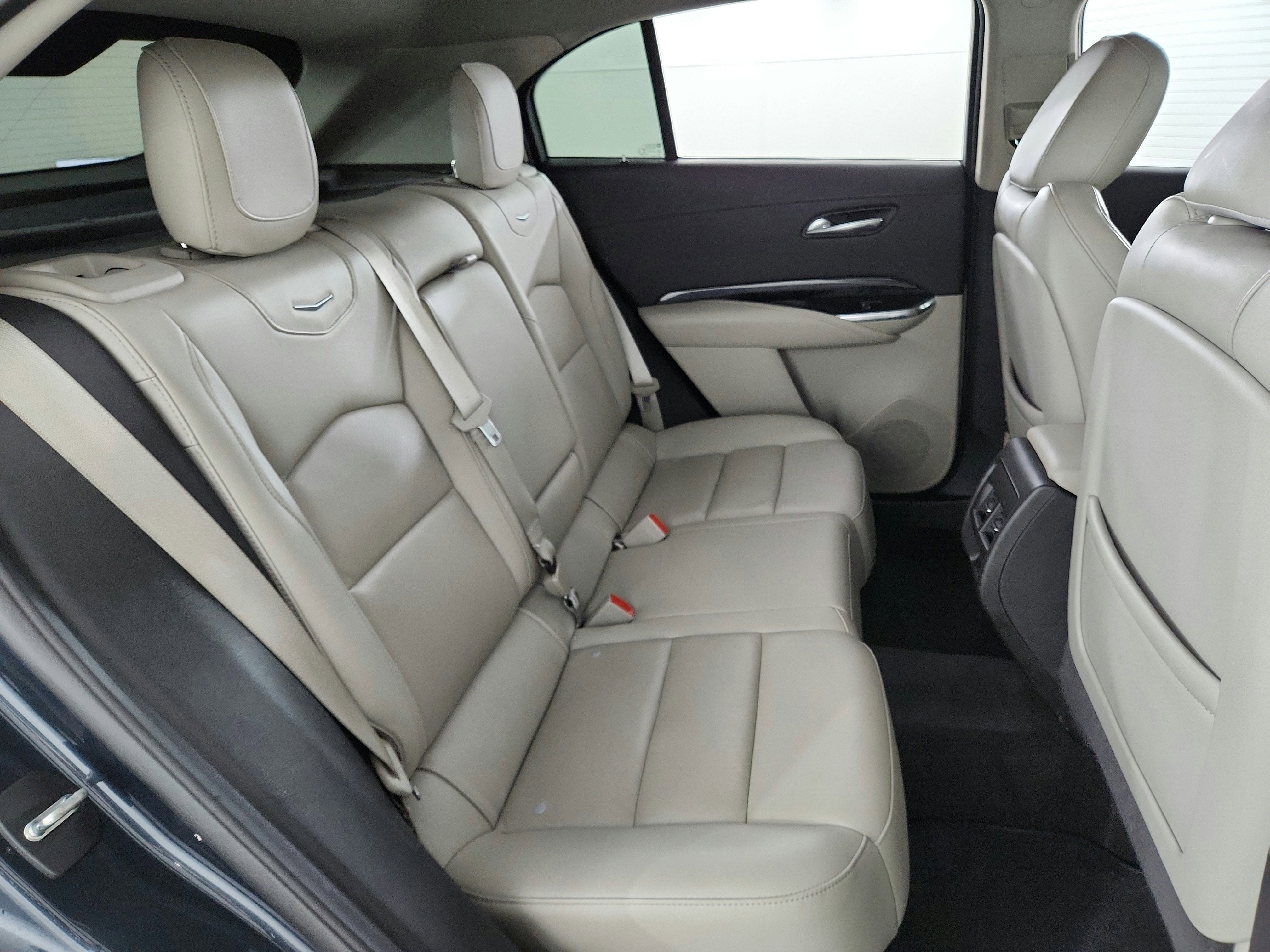 2021 Cadillac XT4 AWD Premium Luxury