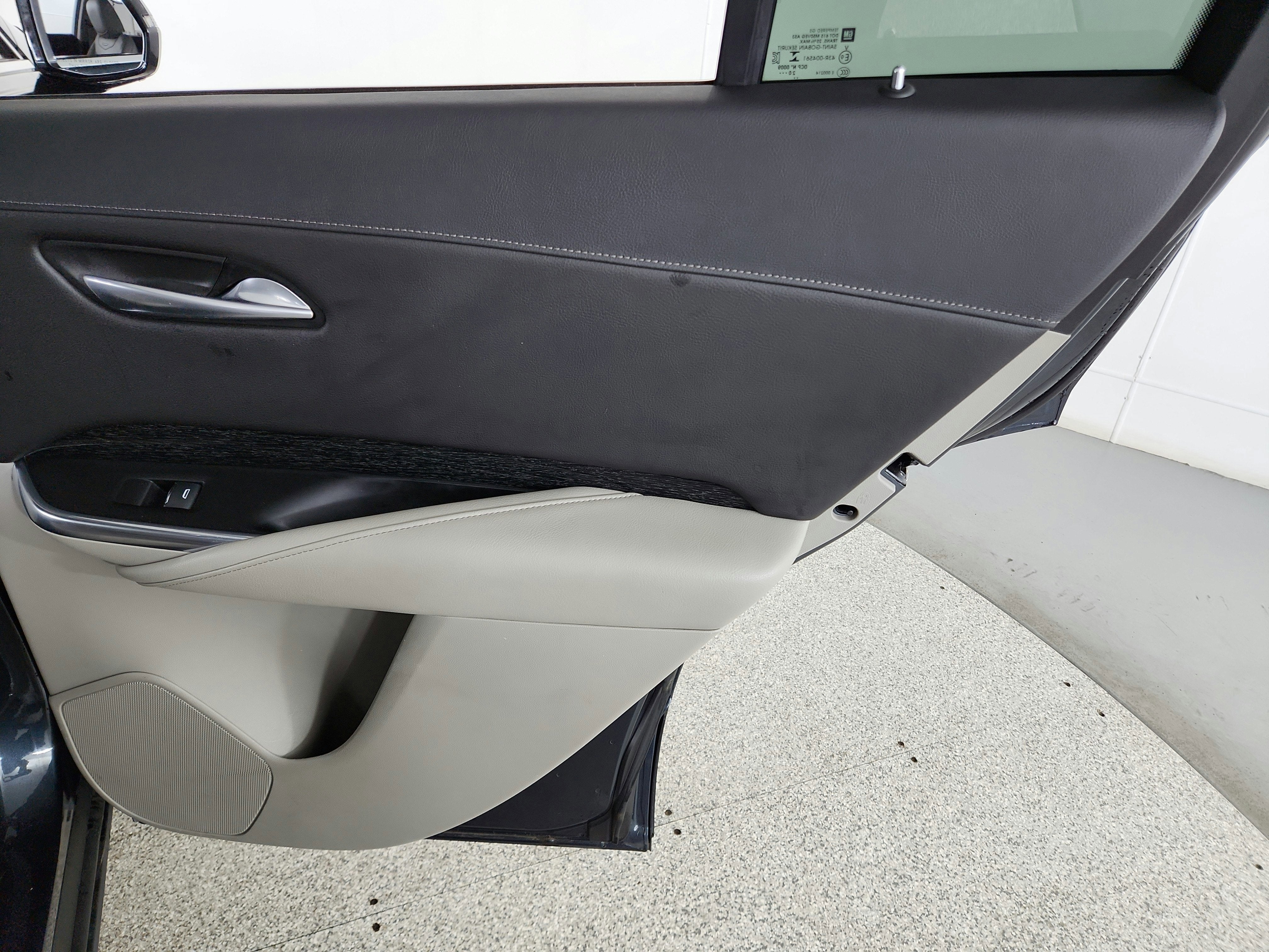 2021 Cadillac XT4 AWD Premium Luxury