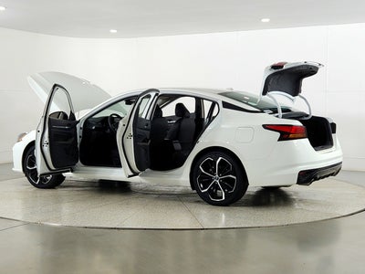 2025 Nissan Altima SR