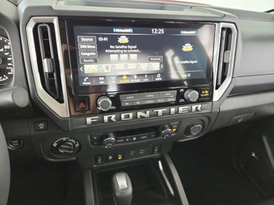 2025 Nissan Frontier SL