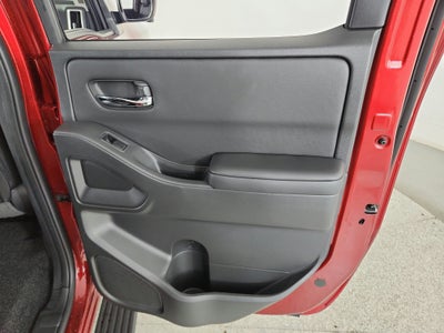 2025 Nissan Frontier SL