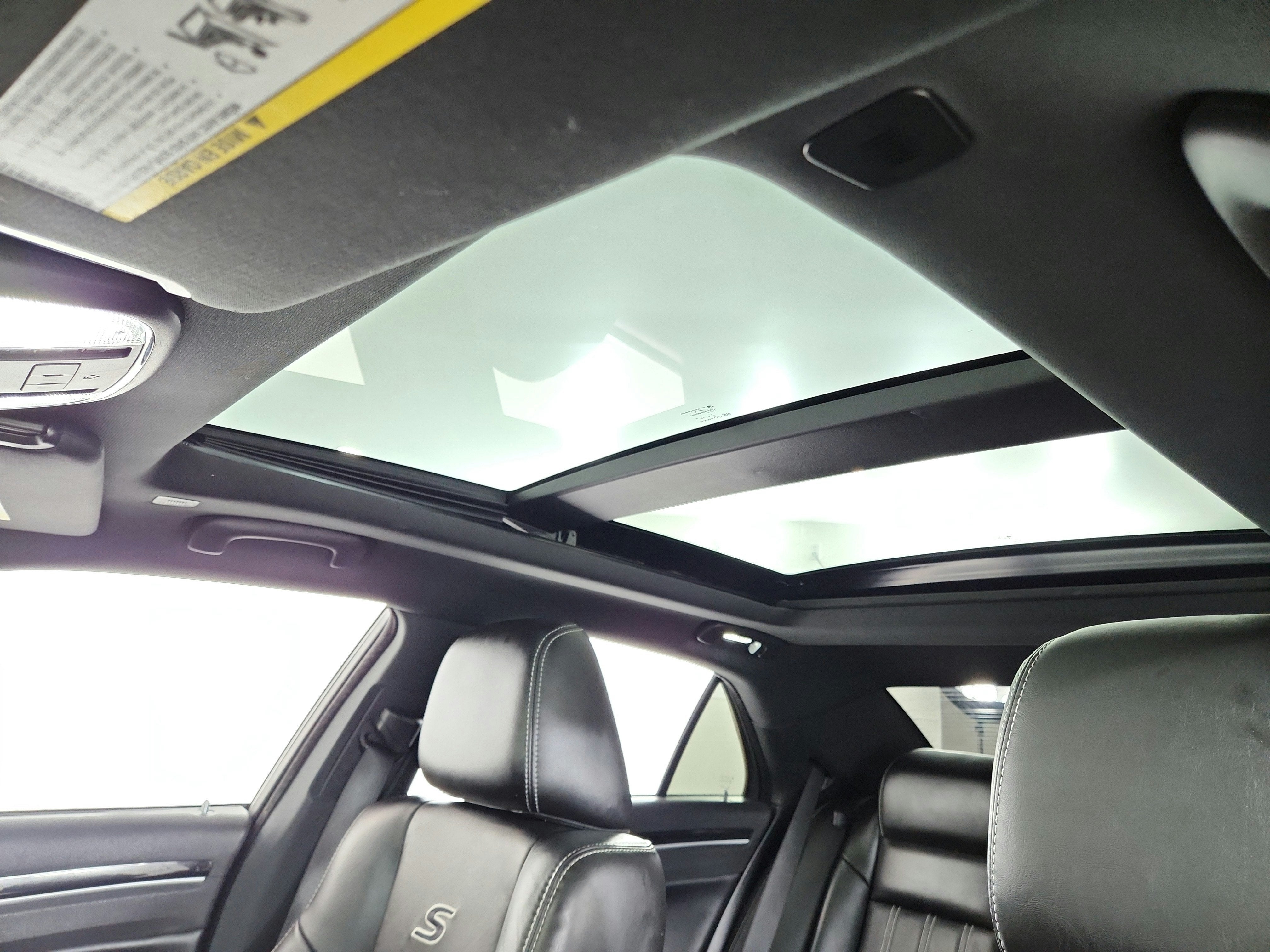 2022 Chrysler 300 300S RWD