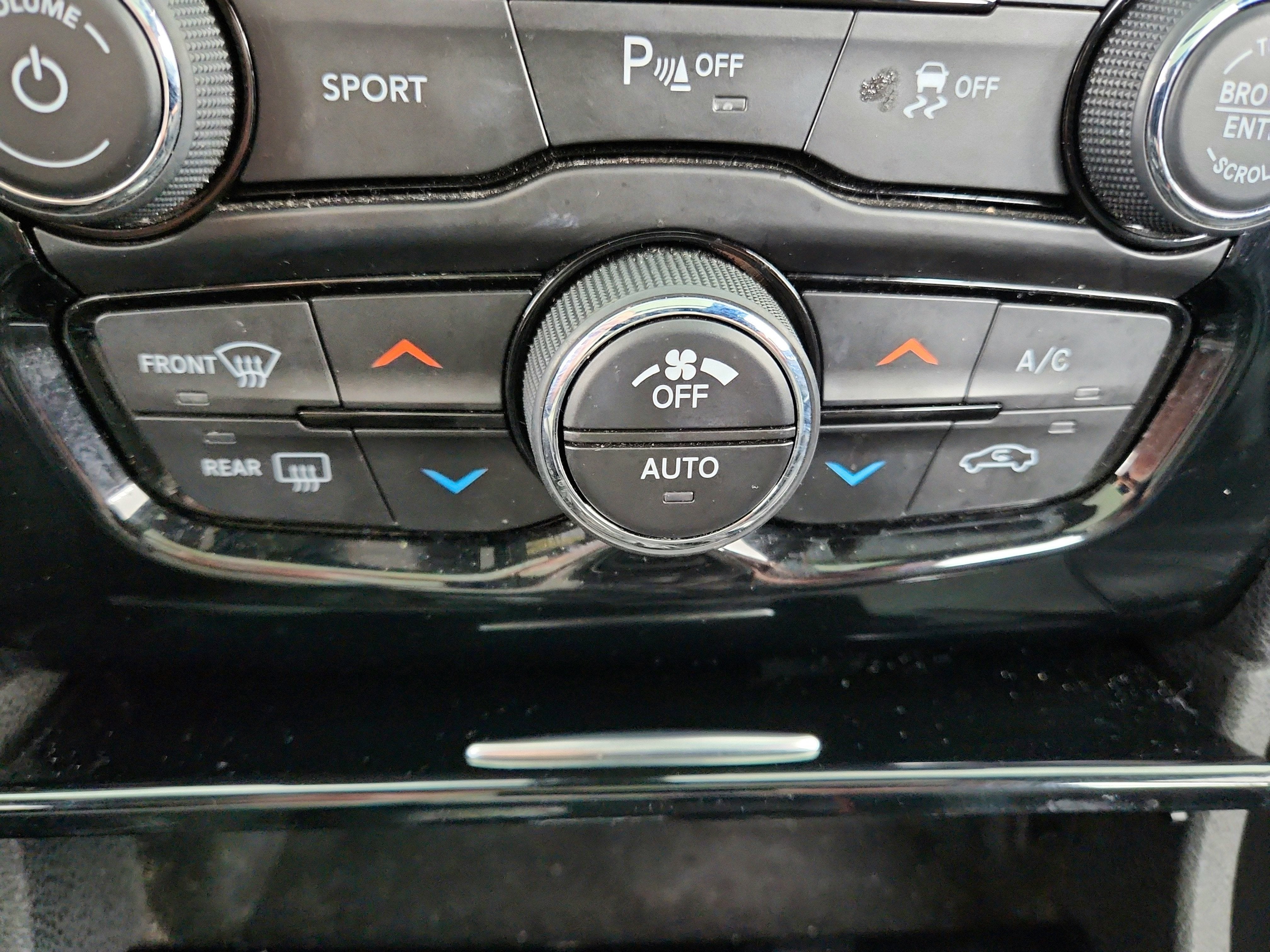 2023 Chrysler 300 300S