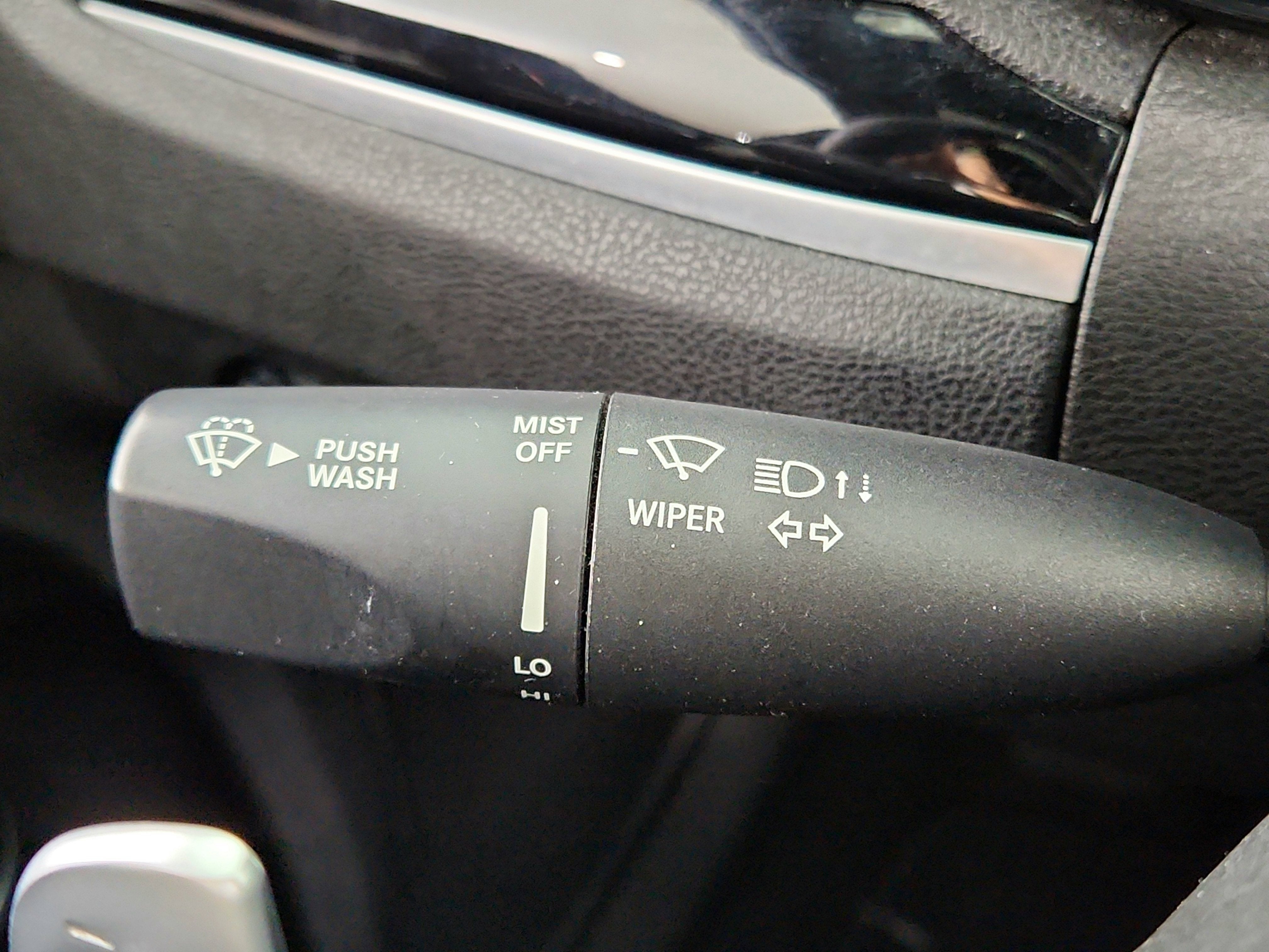 2023 Chrysler 300 300S