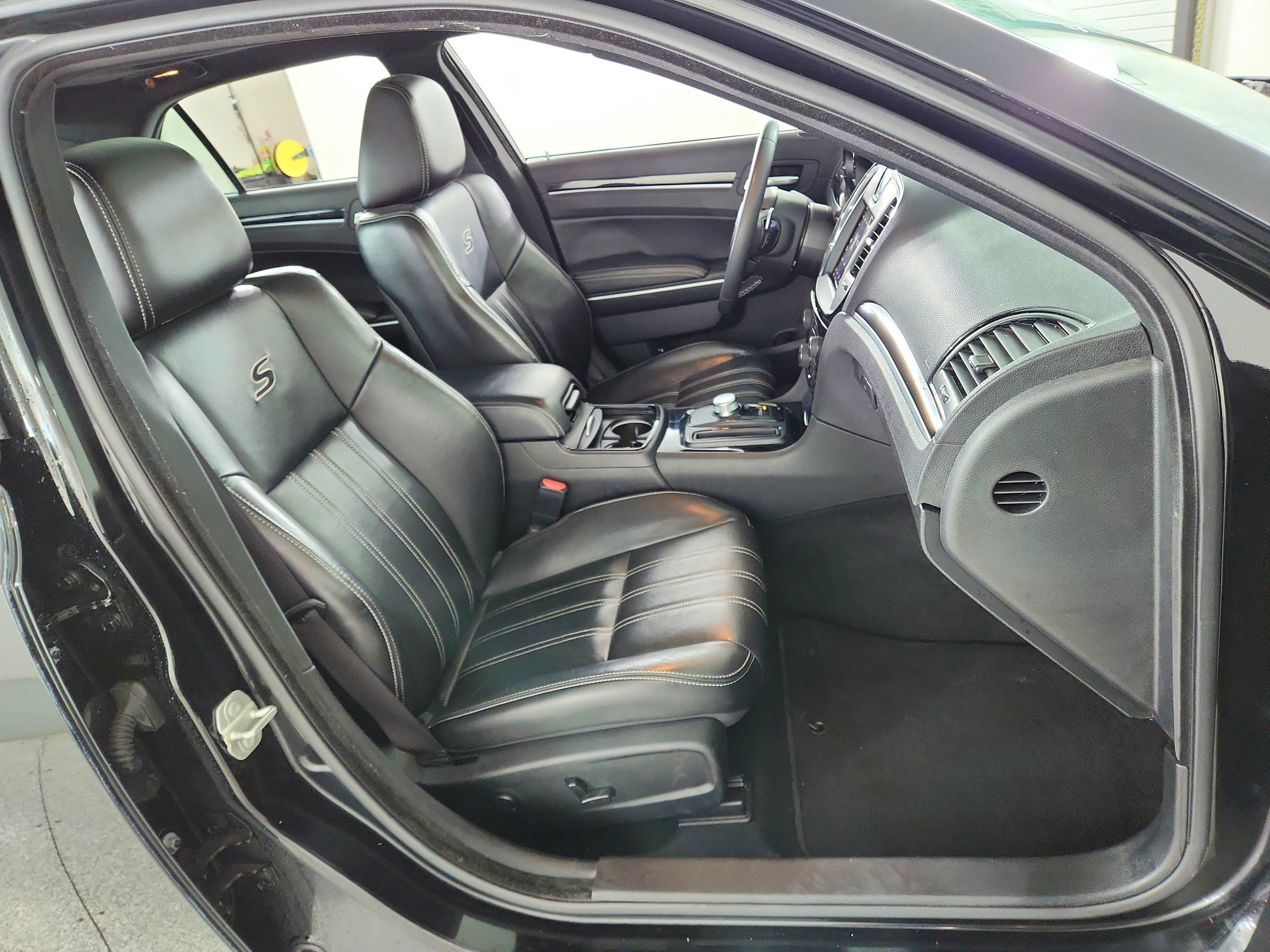 2023 Chrysler 300 300S