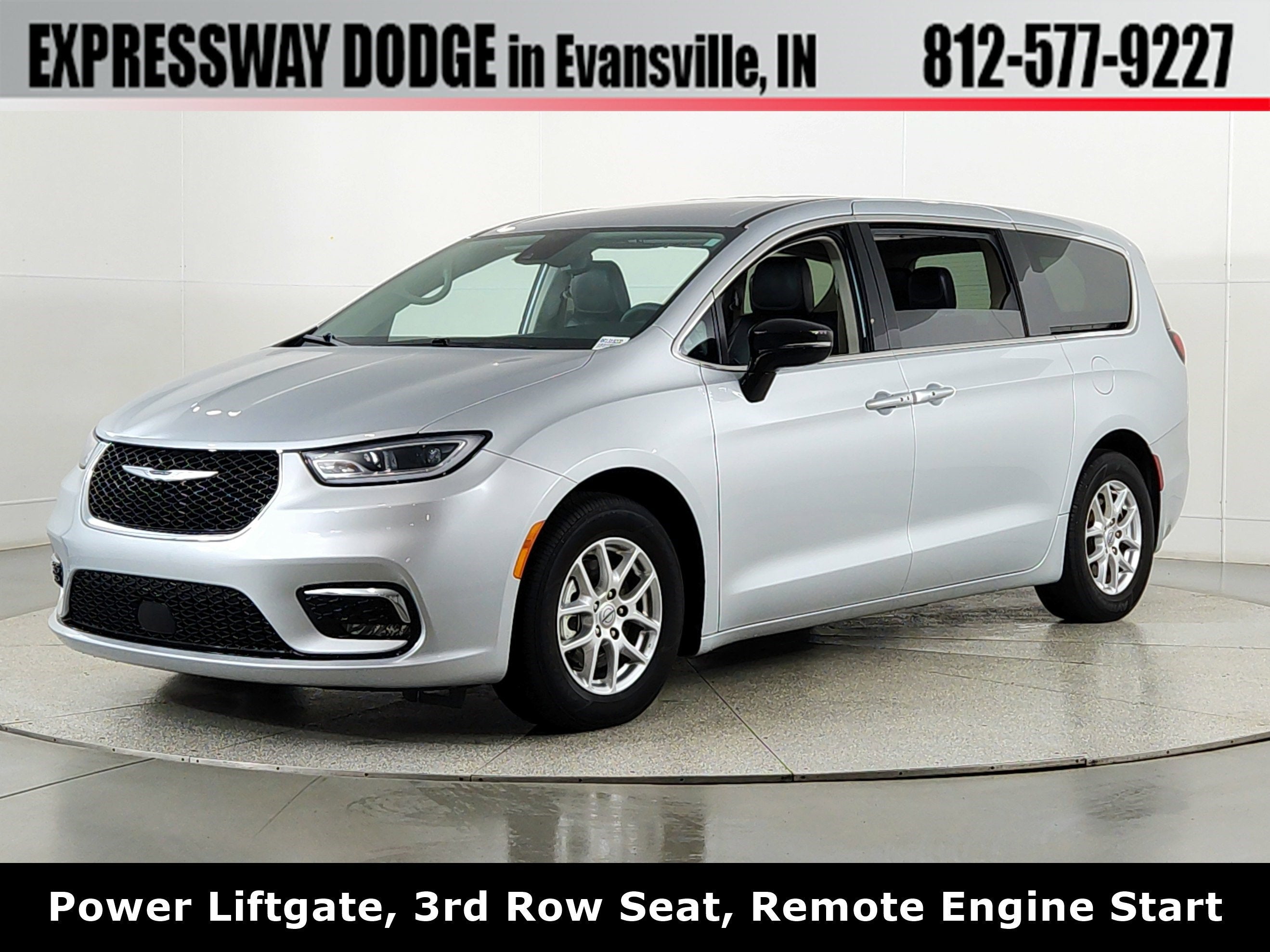 2024 Chrysler Pacifica Touring L