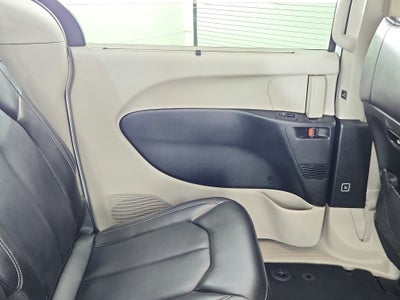 2023 Chrysler Pacifica Touring L FWD