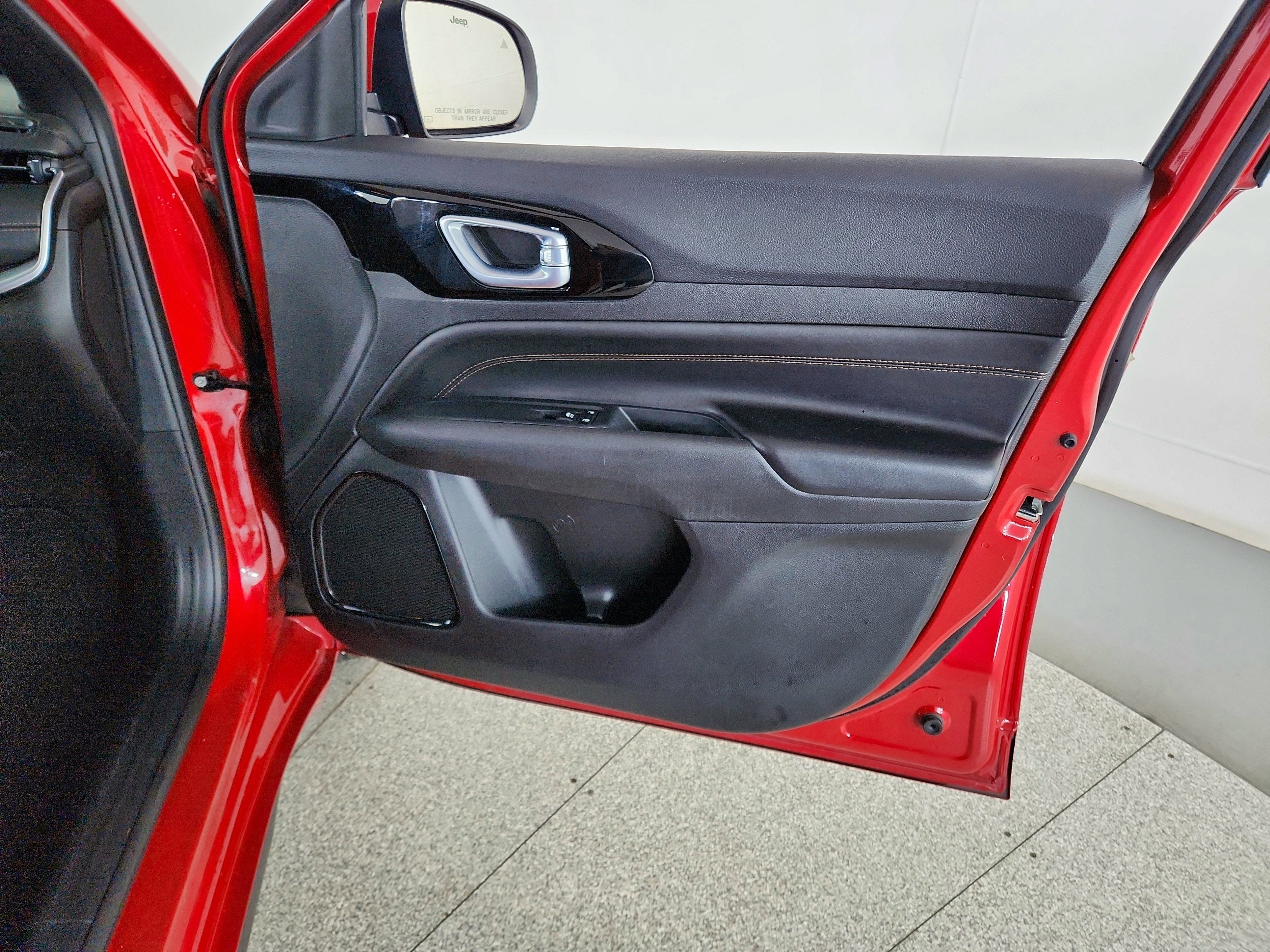 2023 Jeep Compass (RED) Edition