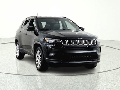 2023 Jeep Compass Latitude Lux