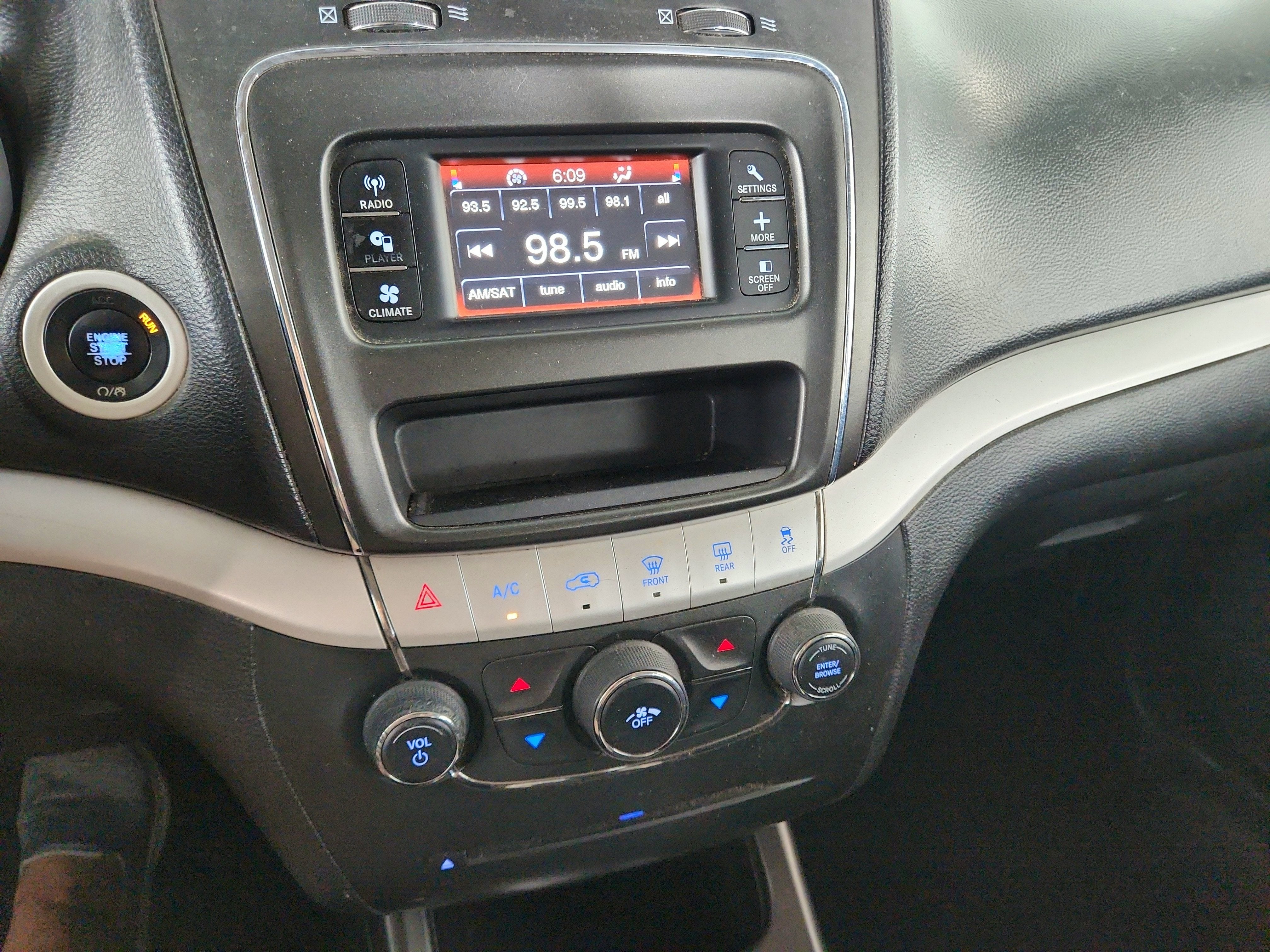 2018 Dodge Journey SE