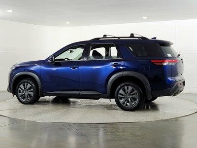 2023 Nissan Pathfinder SV