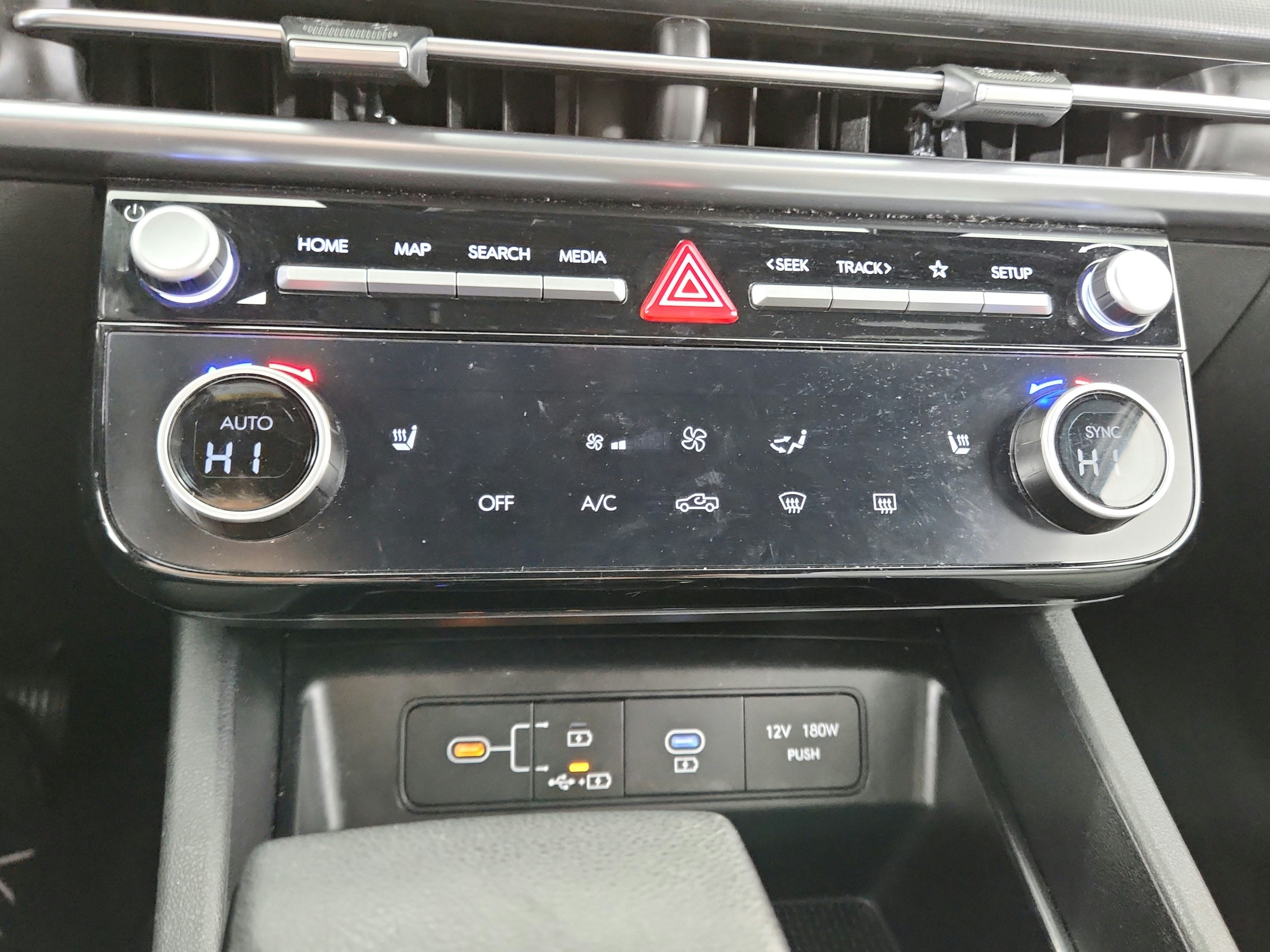 2025 Hyundai Santa Cruz SEL FWD