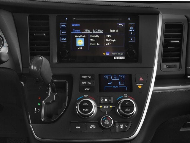 2017 Toyota Sienna Base