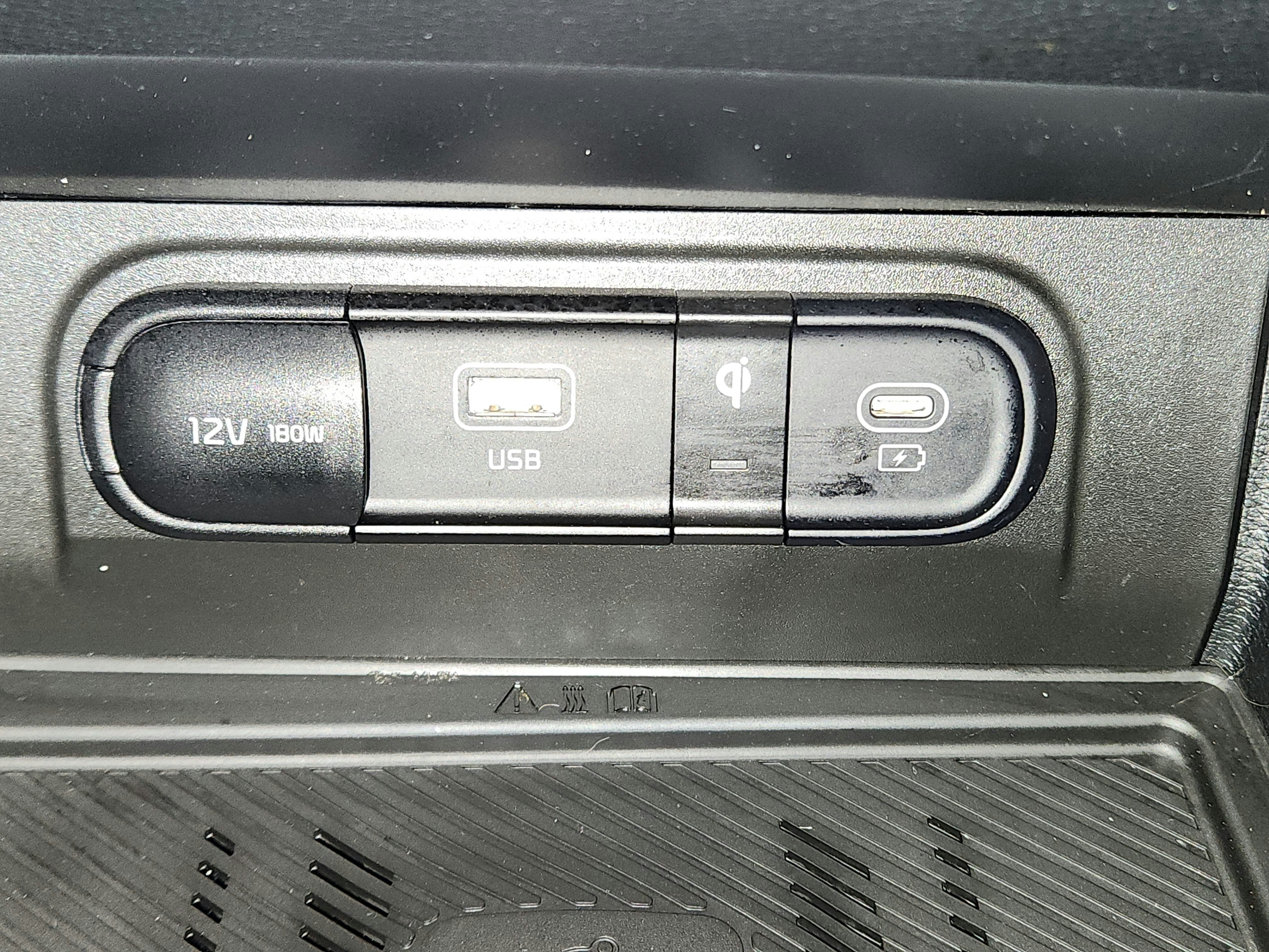 2025 Kia Sportage EX FWD