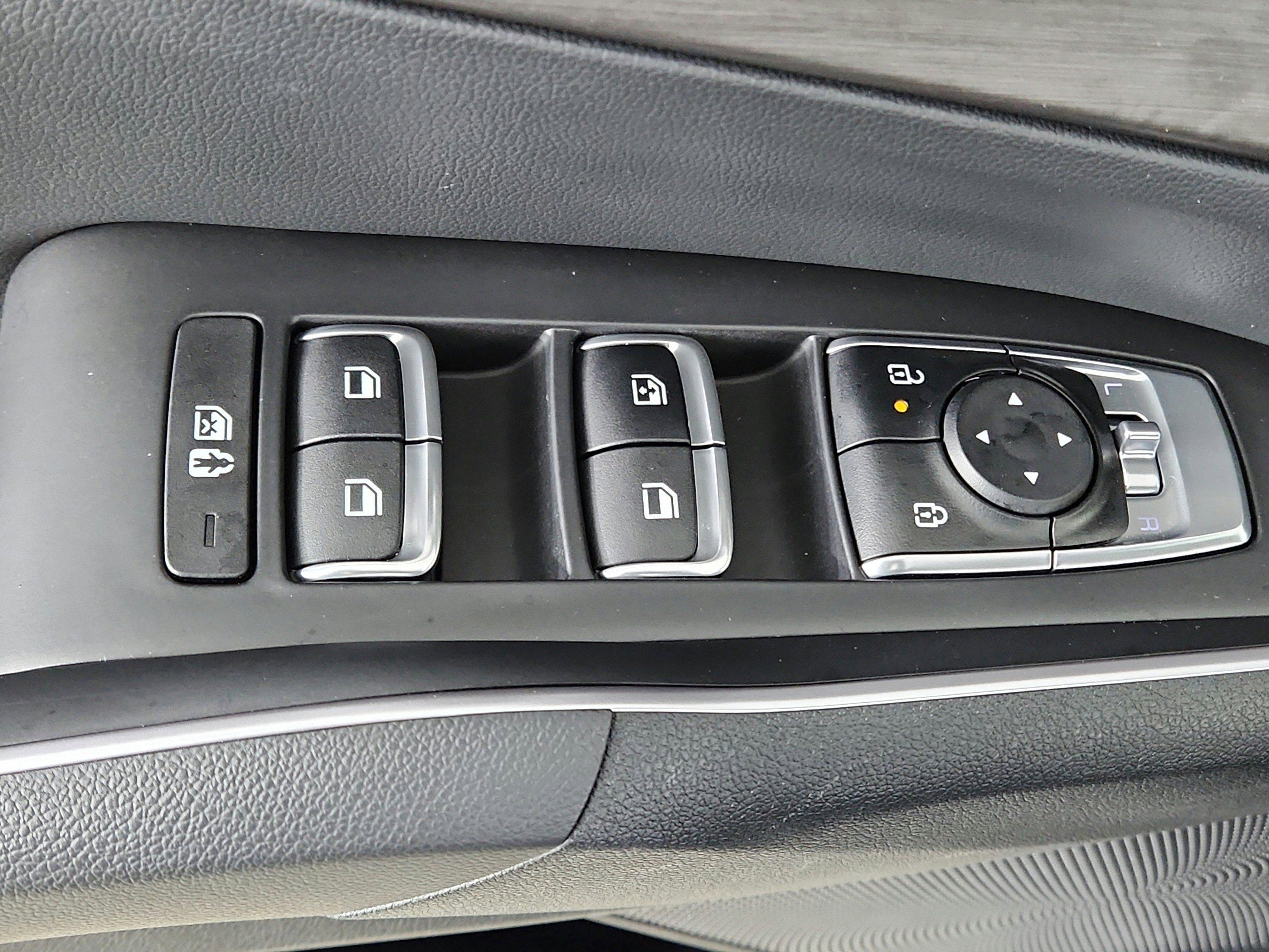 2024 Kia Sorento X-Line EX