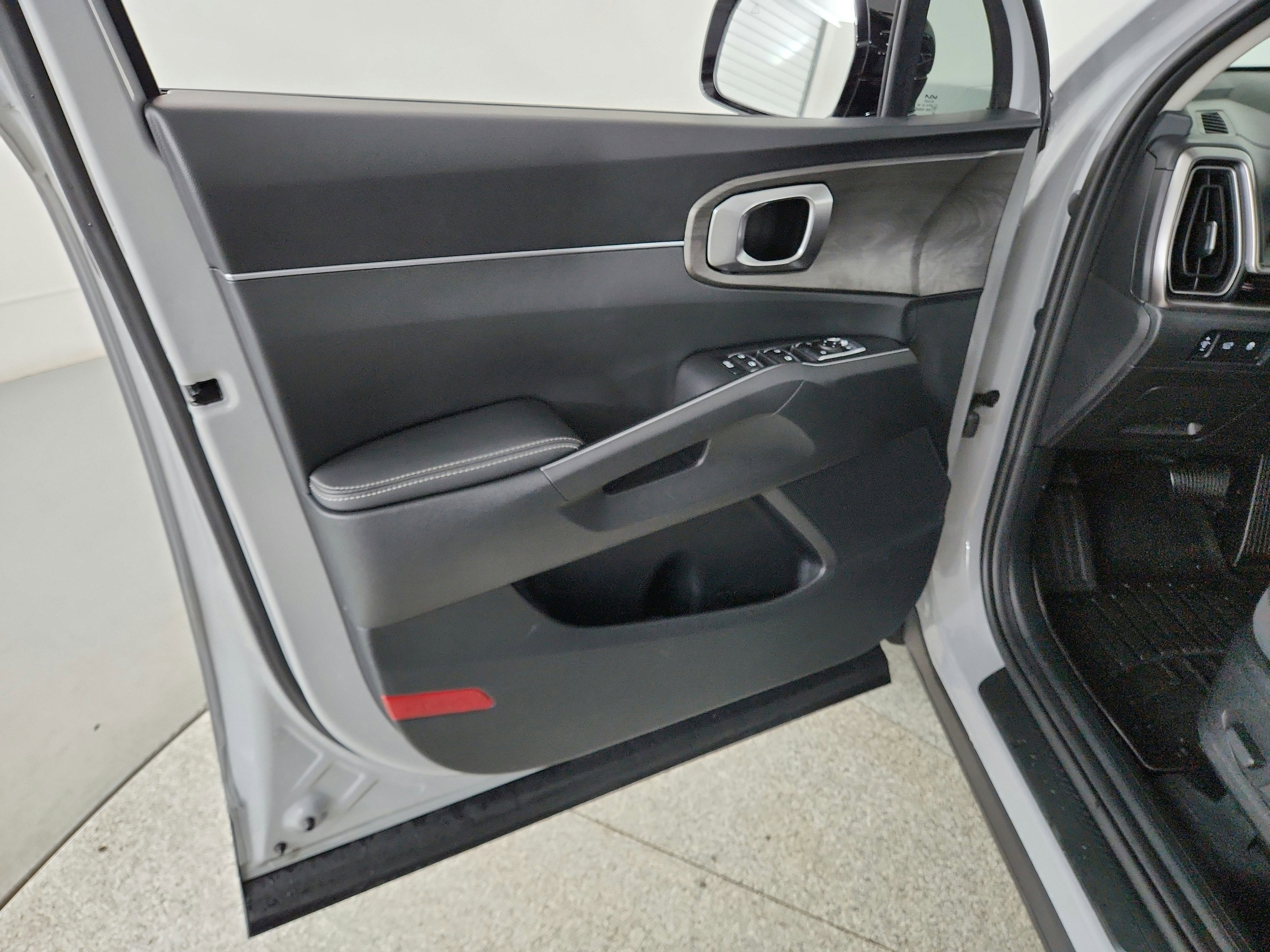 2024 Kia Sorento X-Line EX