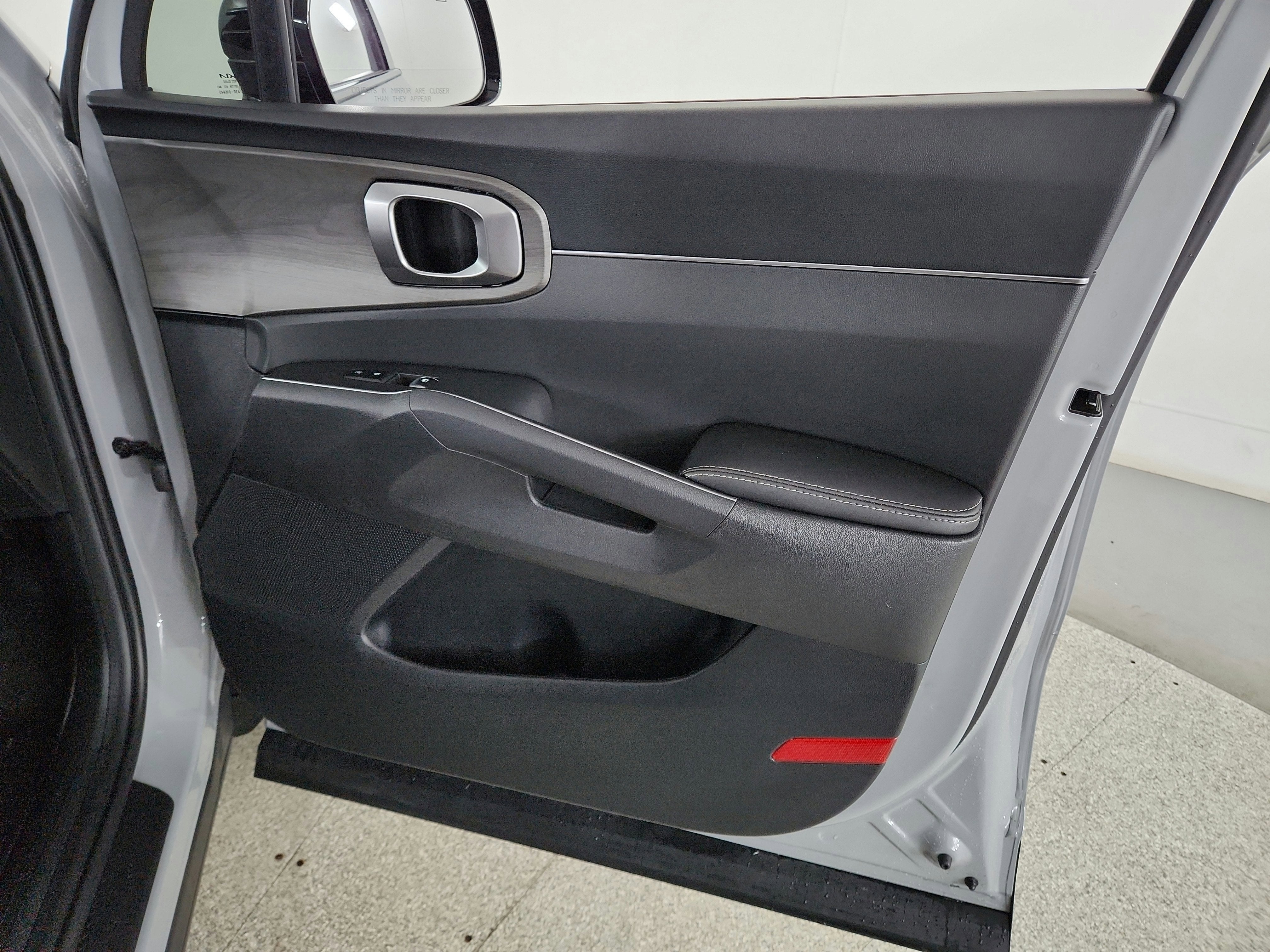 2024 Kia Sorento X-Line EX