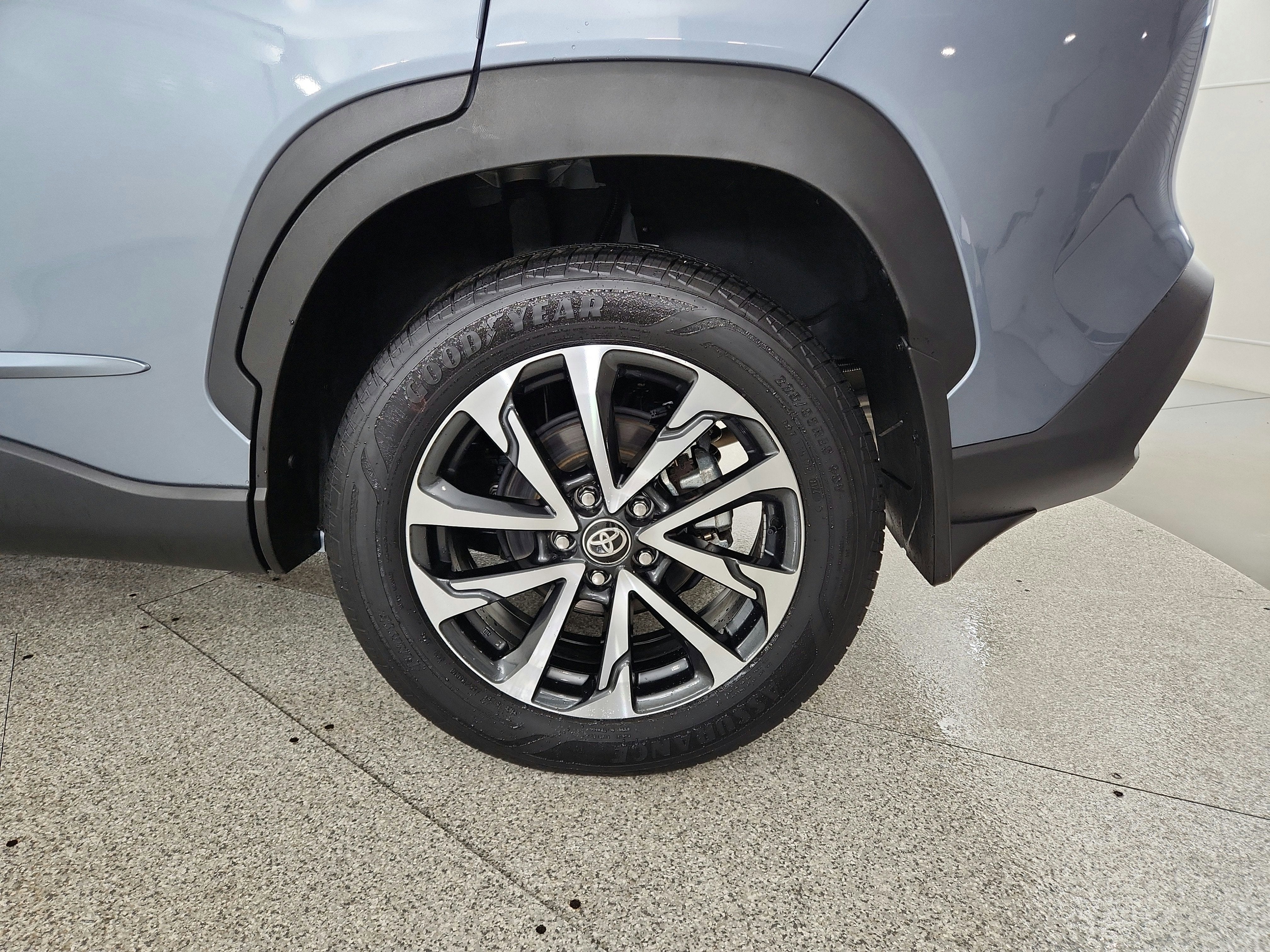 2024 Toyota Corolla Cross XLE