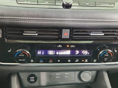 2025 Nissan Rogue SL