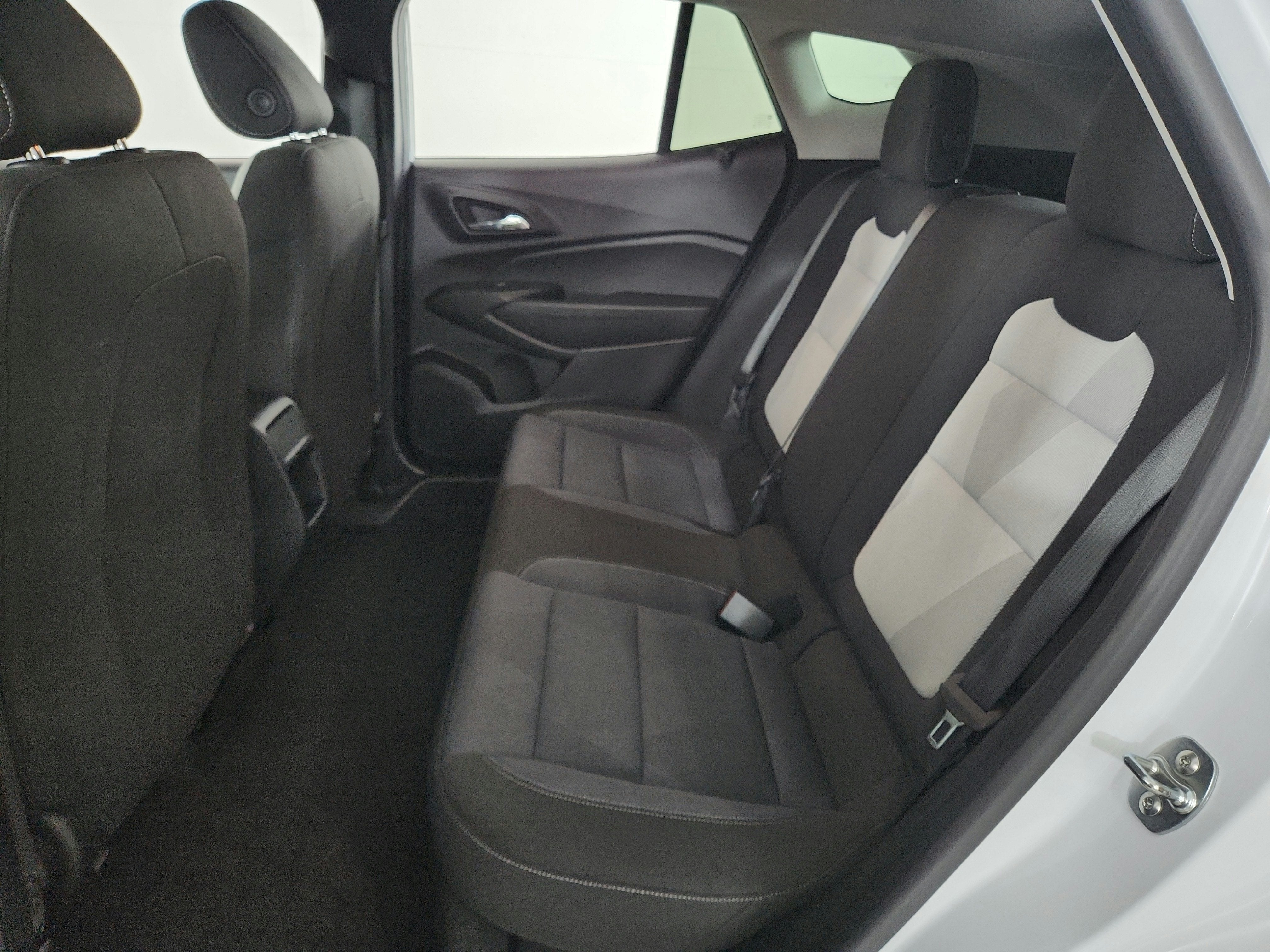 2025 Chevrolet Trax FWD 4dr LS