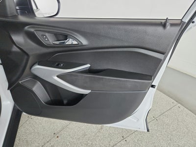 2025 Chevrolet Trax FWD 4dr LS