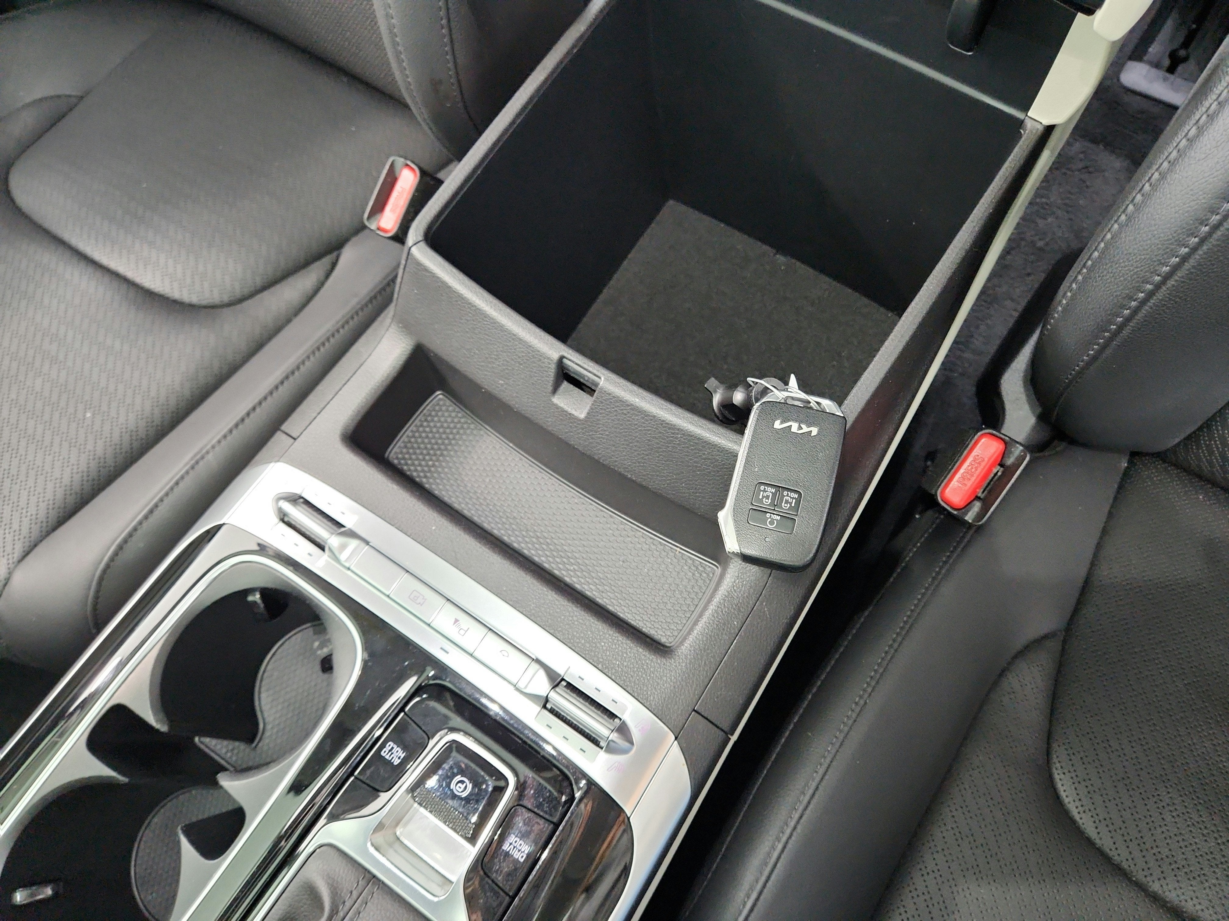 2024 Kia Carnival MPV SX Prestige FWD