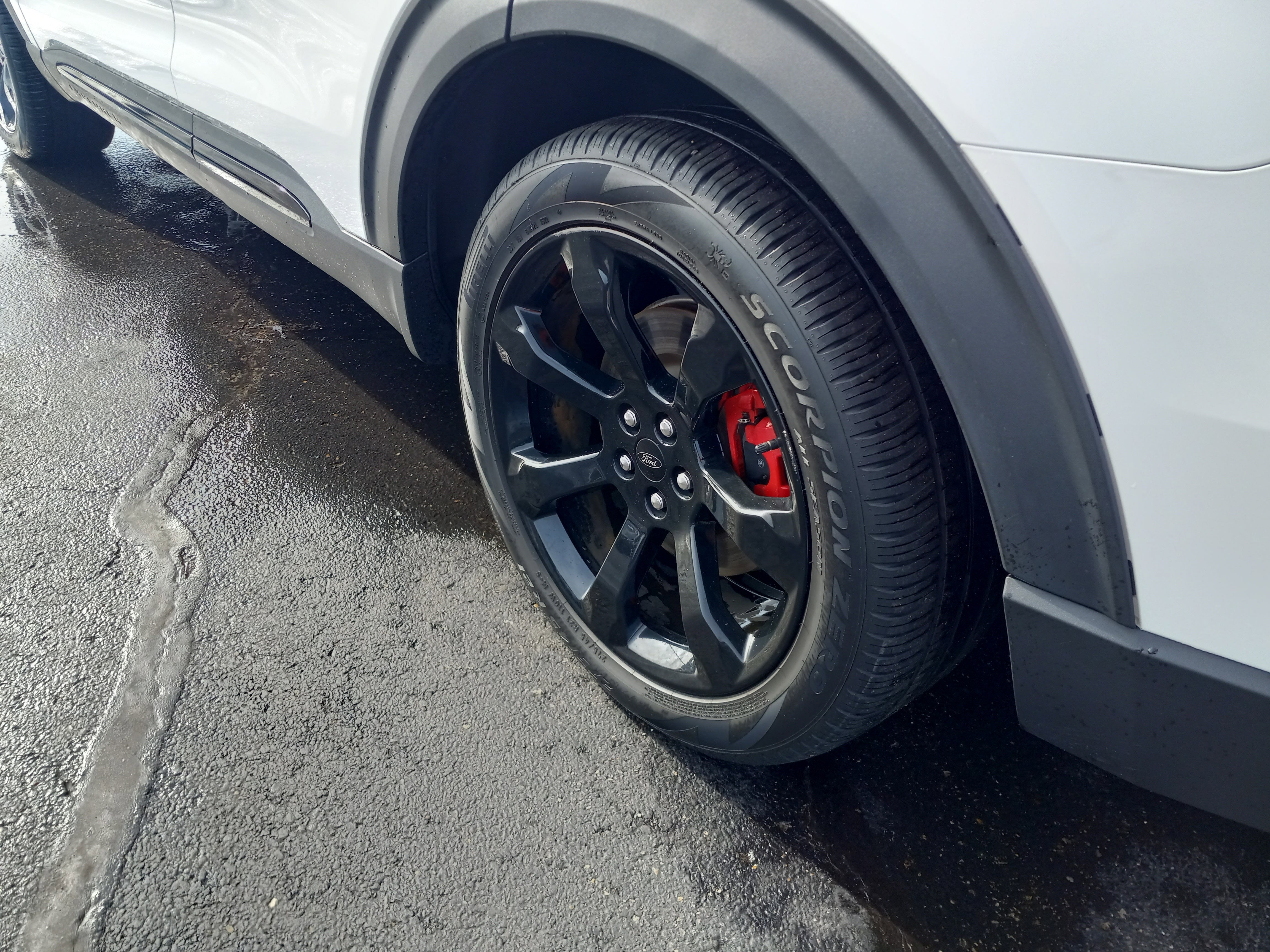 2022 Ford Explorer ST