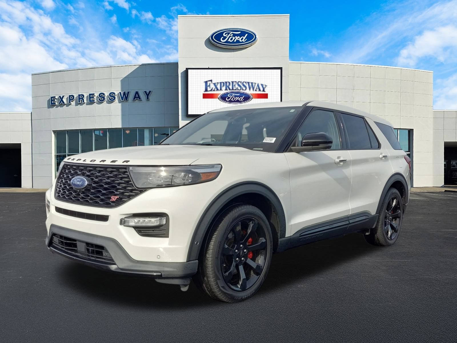 2022 Ford Explorer ST
