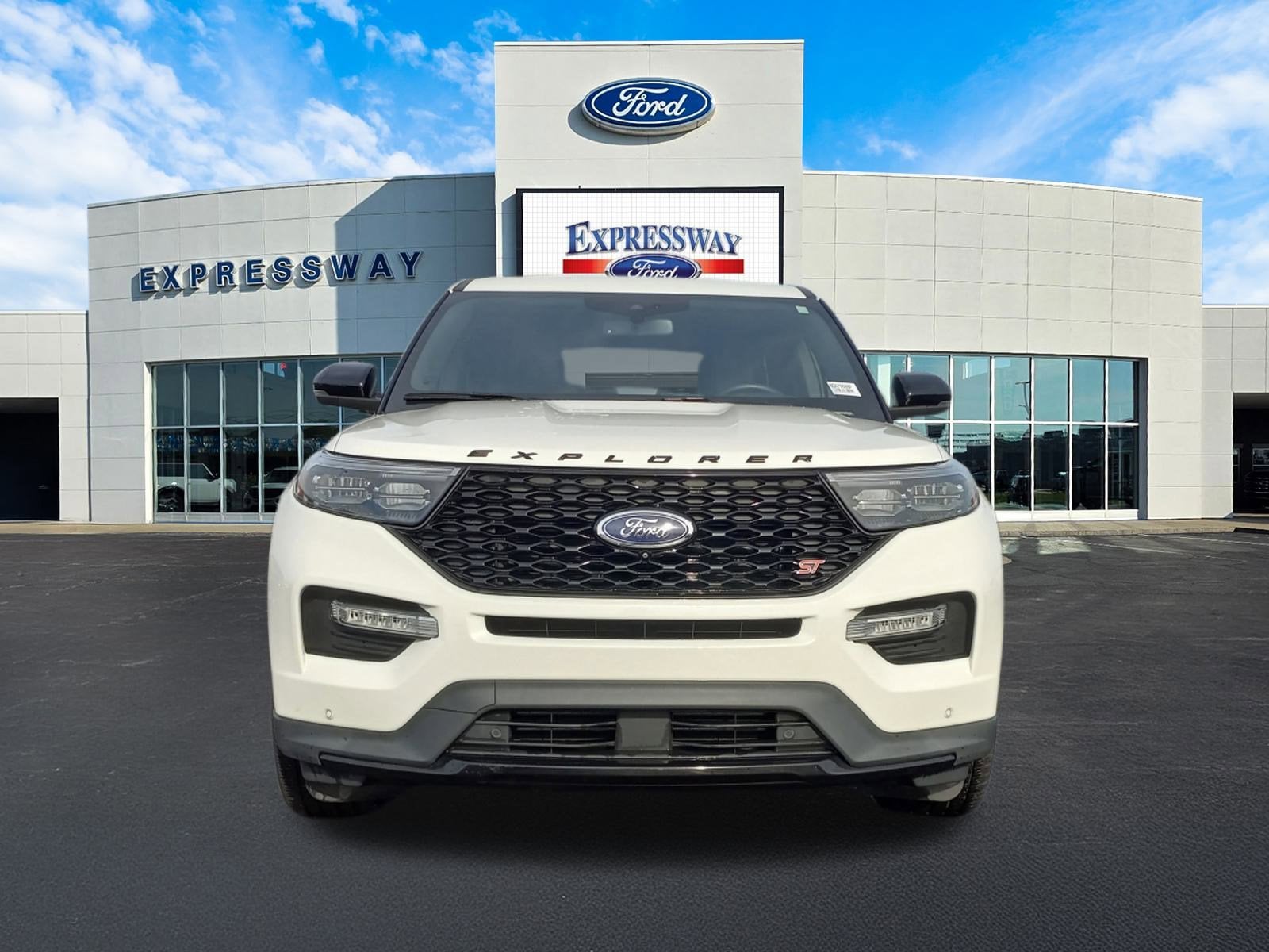 2022 Ford Explorer ST