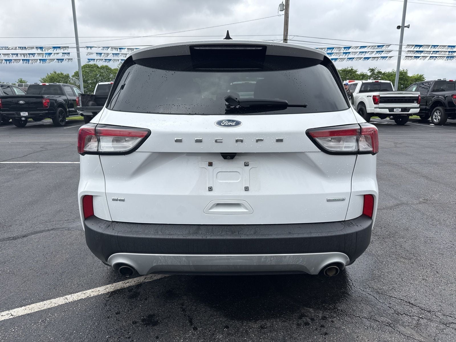 2020 Ford Escape SE