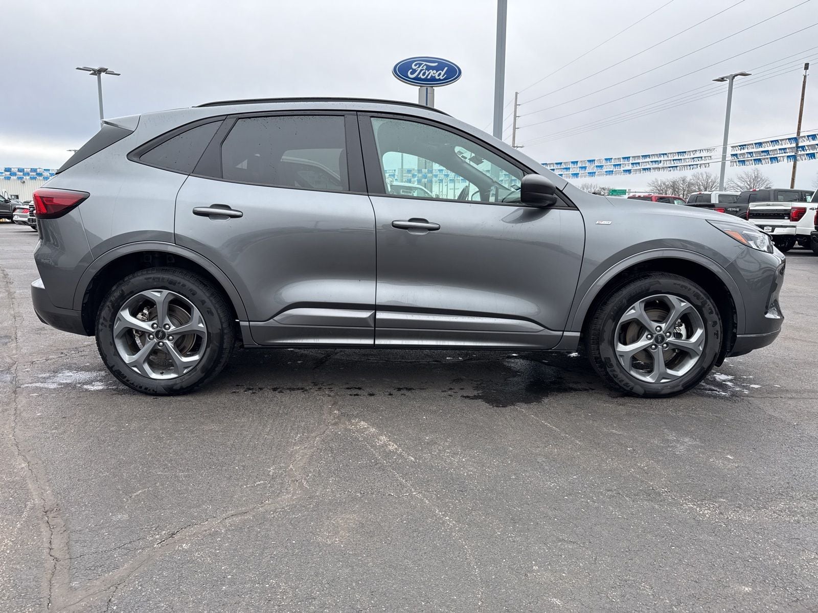 2024 Ford Escape ST-Line
