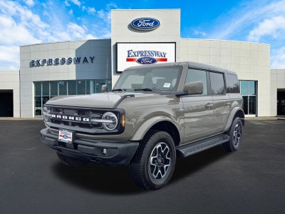2025 Ford Bronco Outer Banks