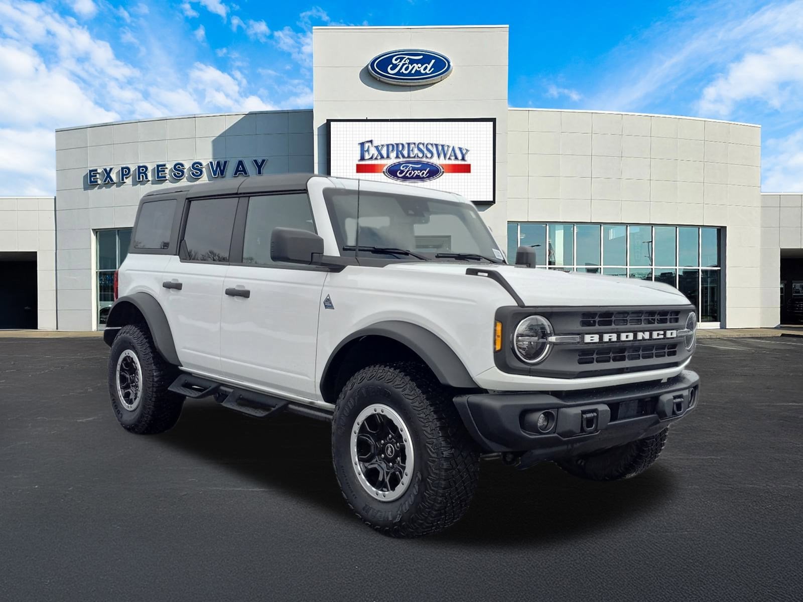 2023 Ford Bronco Black Diamond