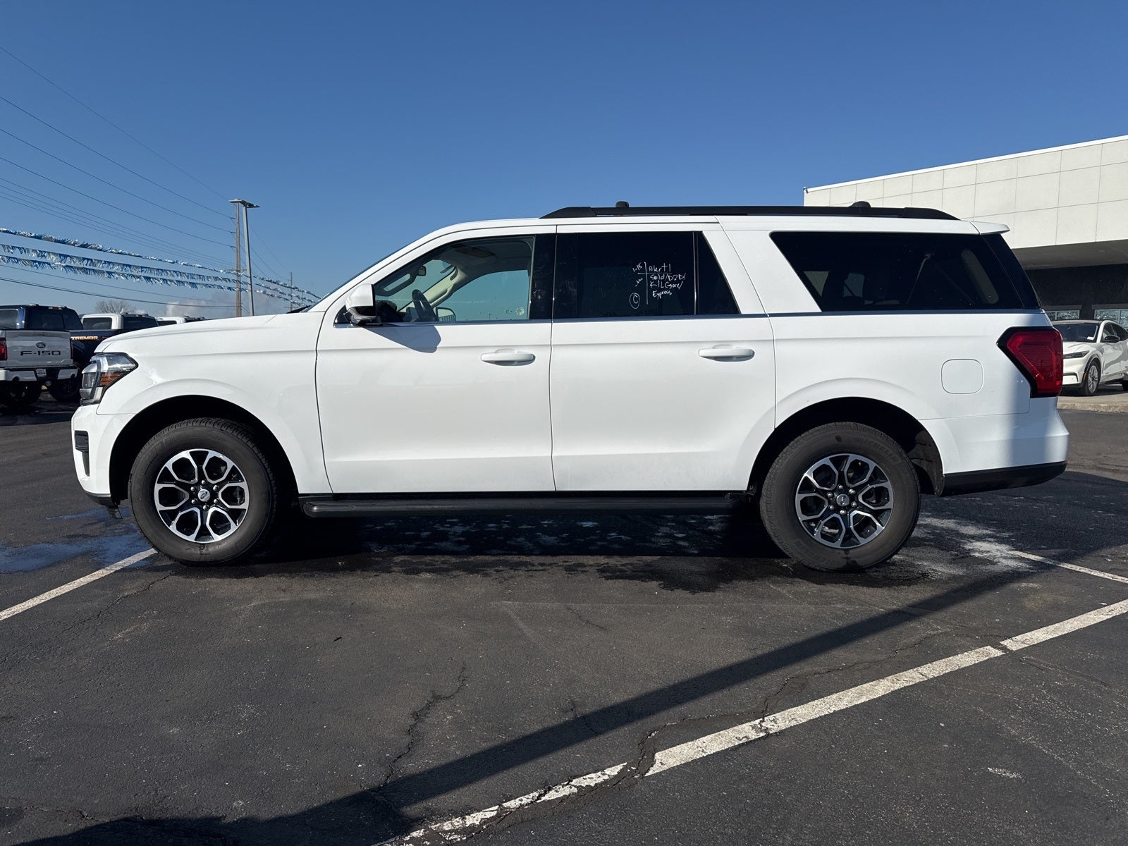 2024 Ford Expedition Max XLT