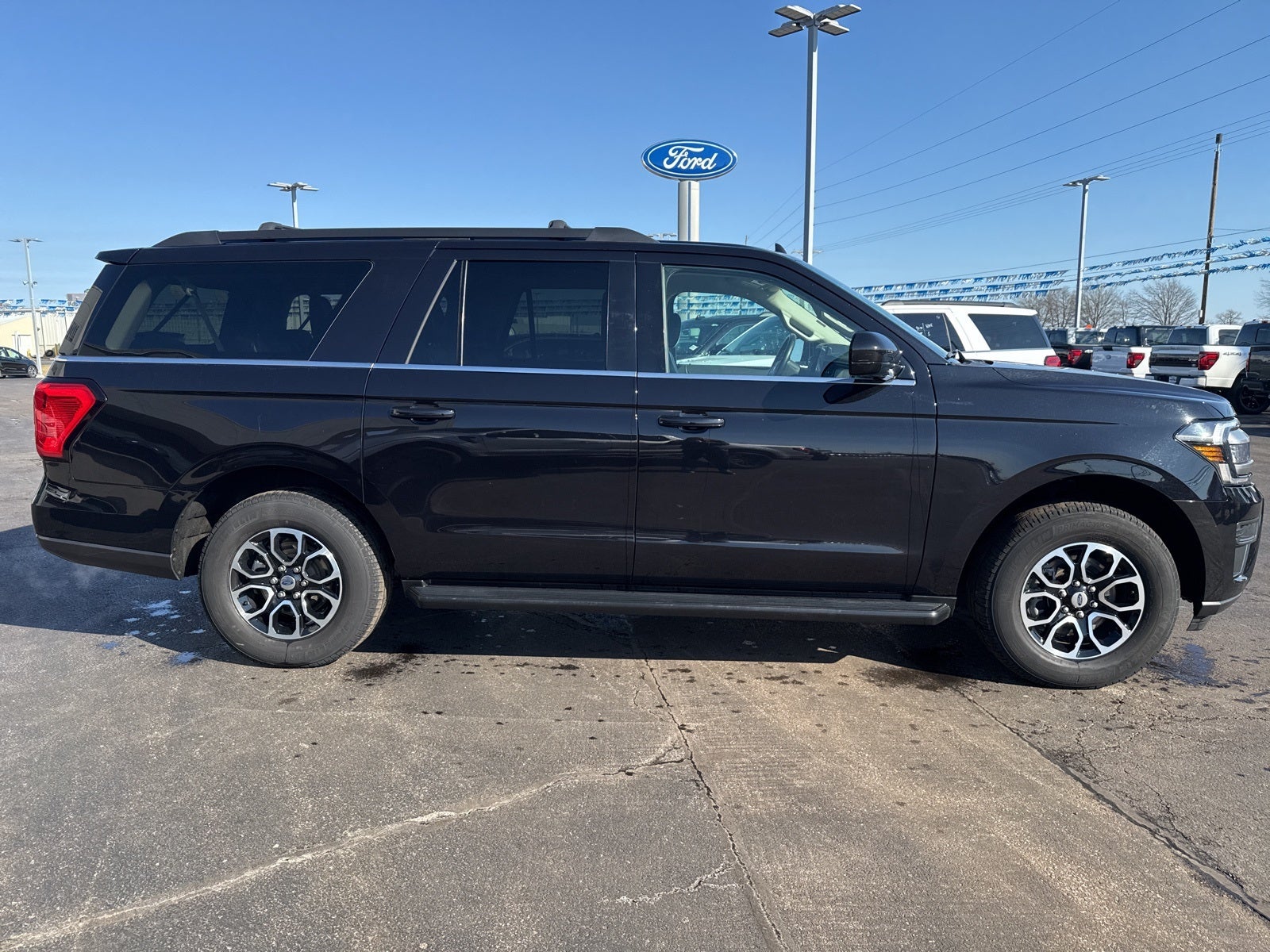 2024 Ford Expedition Max XLT