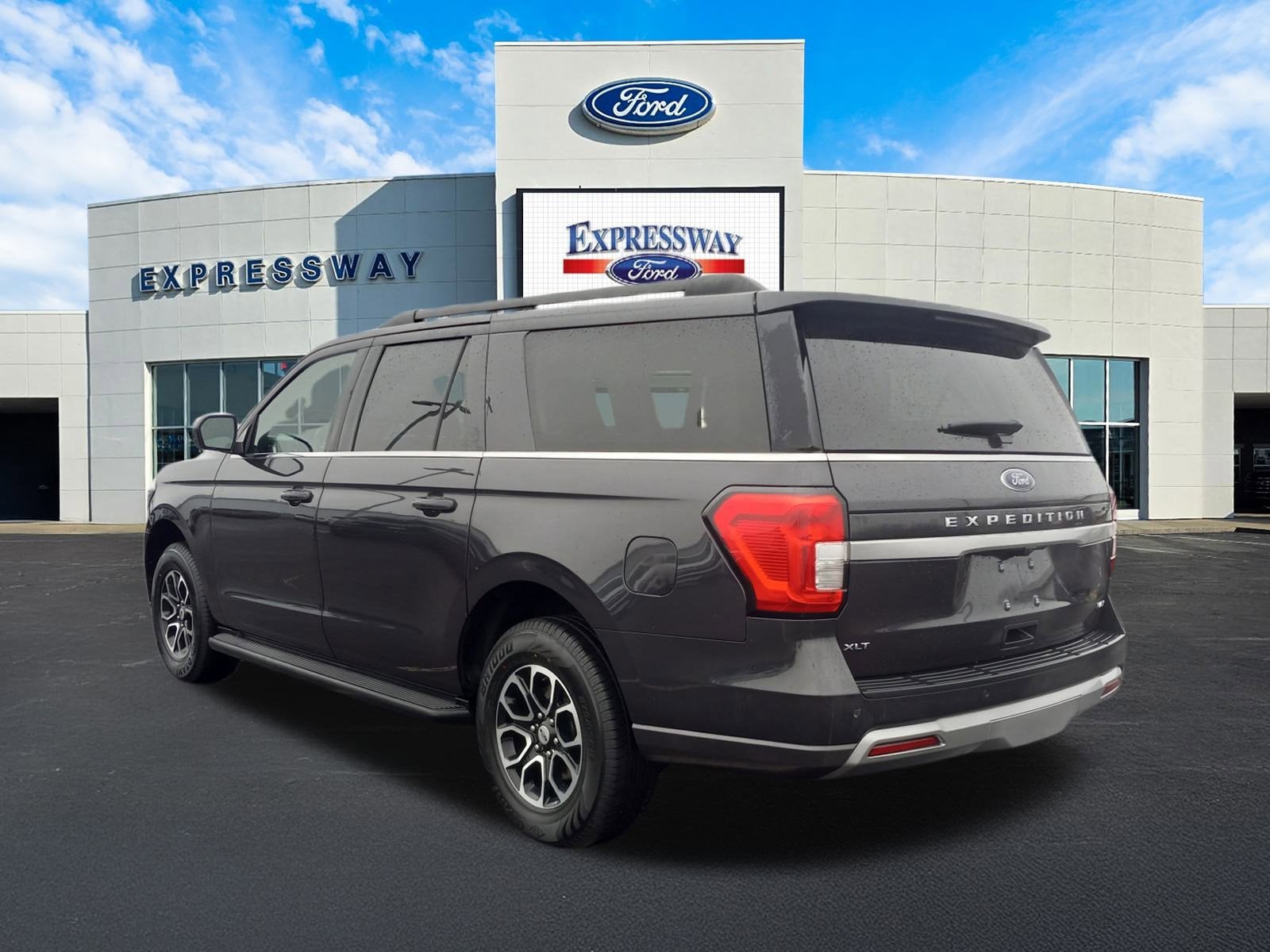 2024 Ford Expedition Max XLT