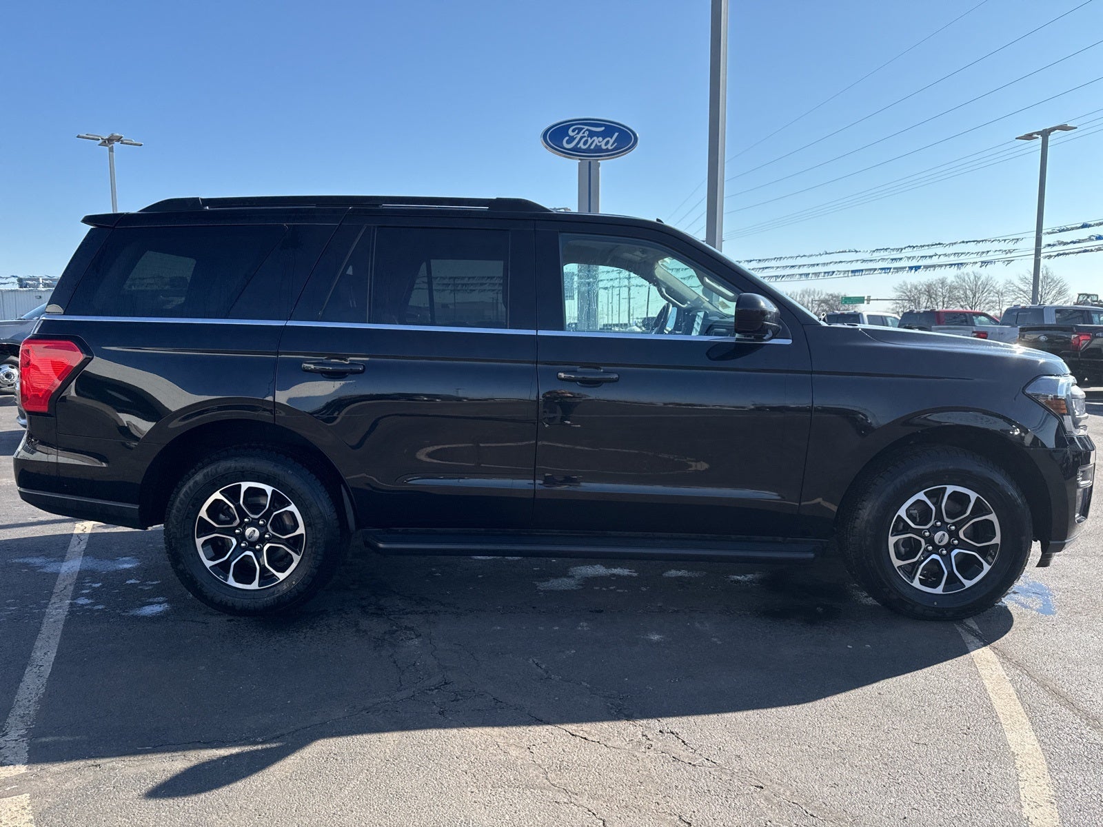 2024 Ford Expedition XLT