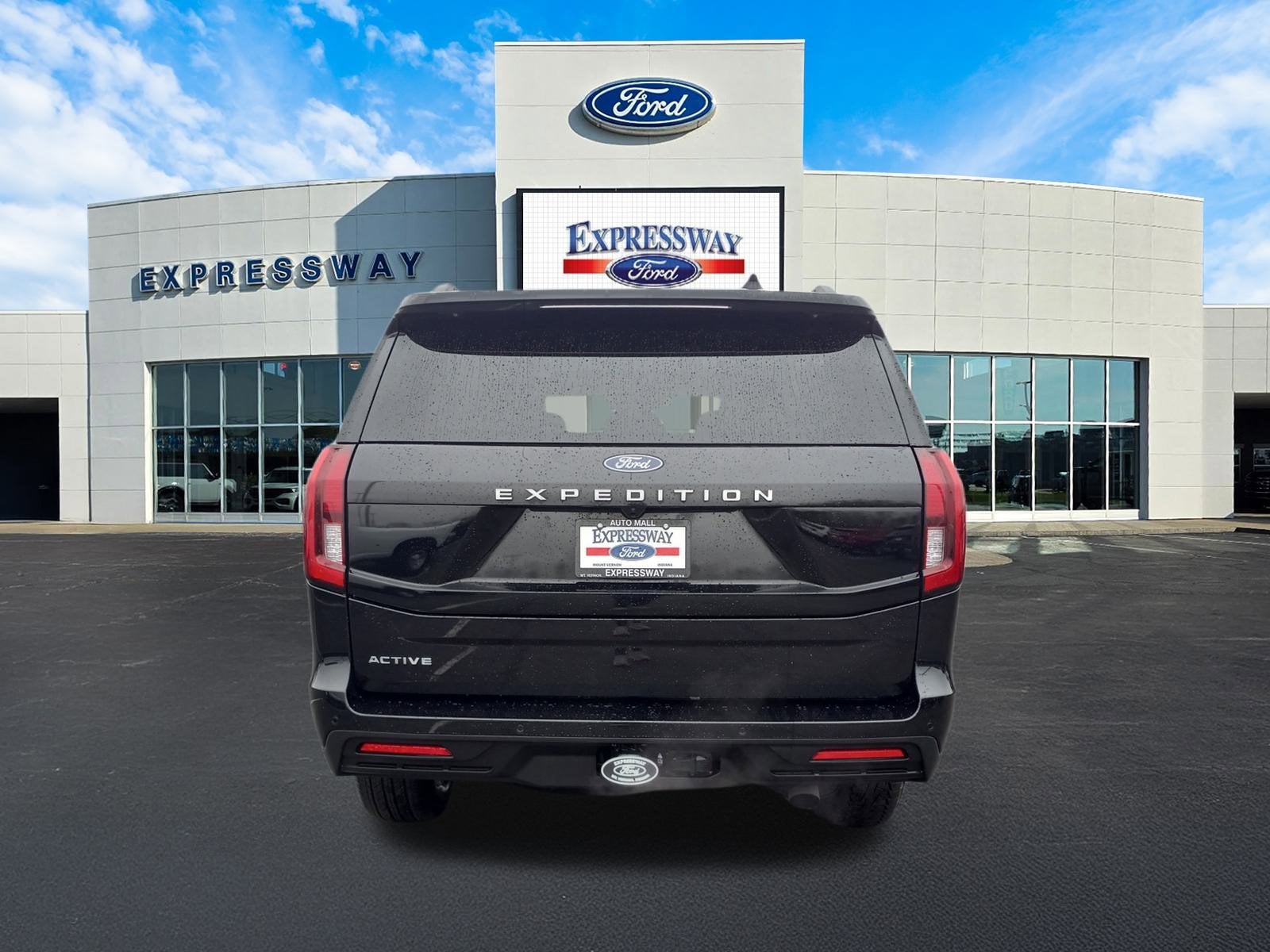 2025 Ford Expedition Active