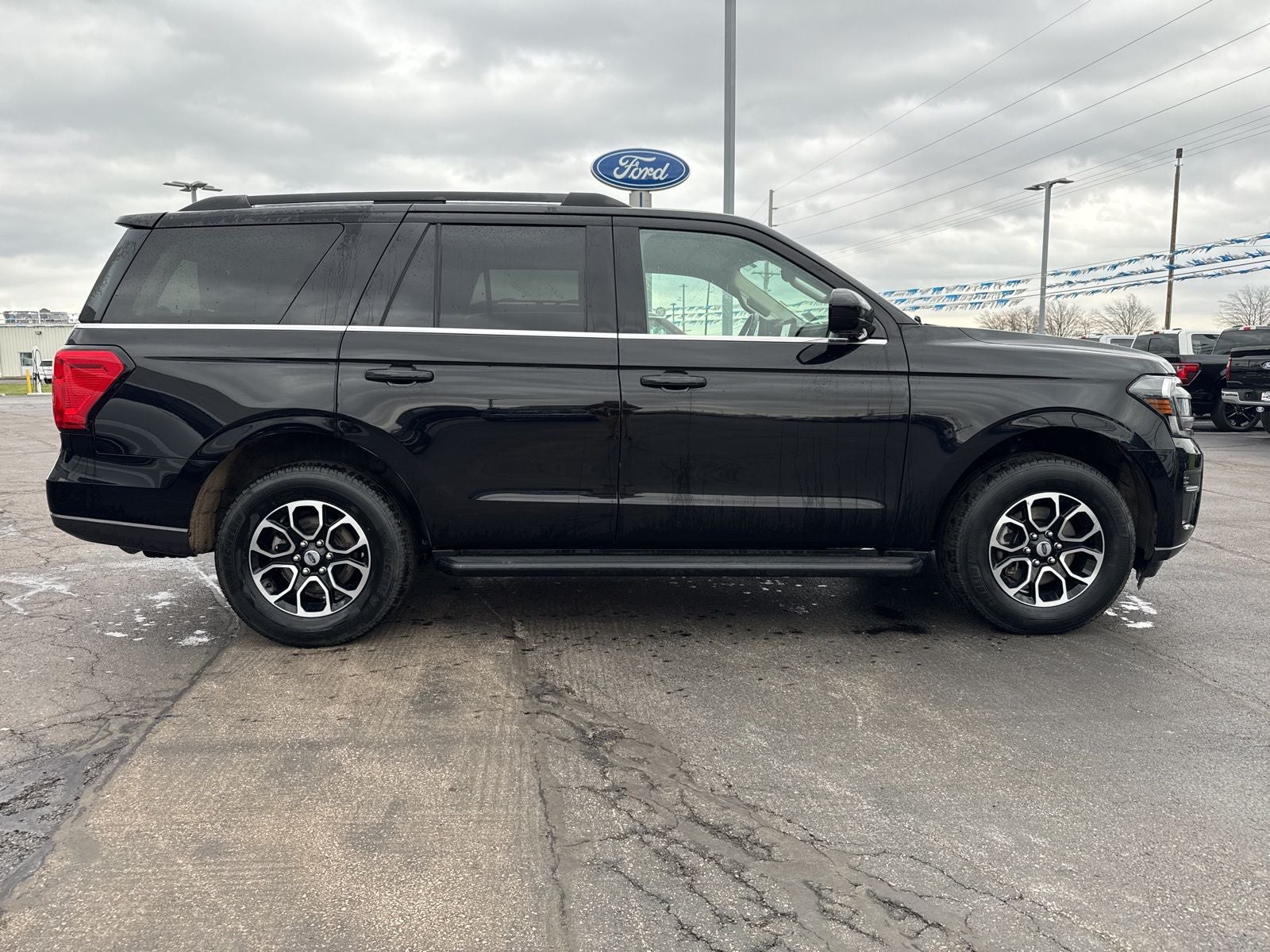 2024 Ford Expedition XLT