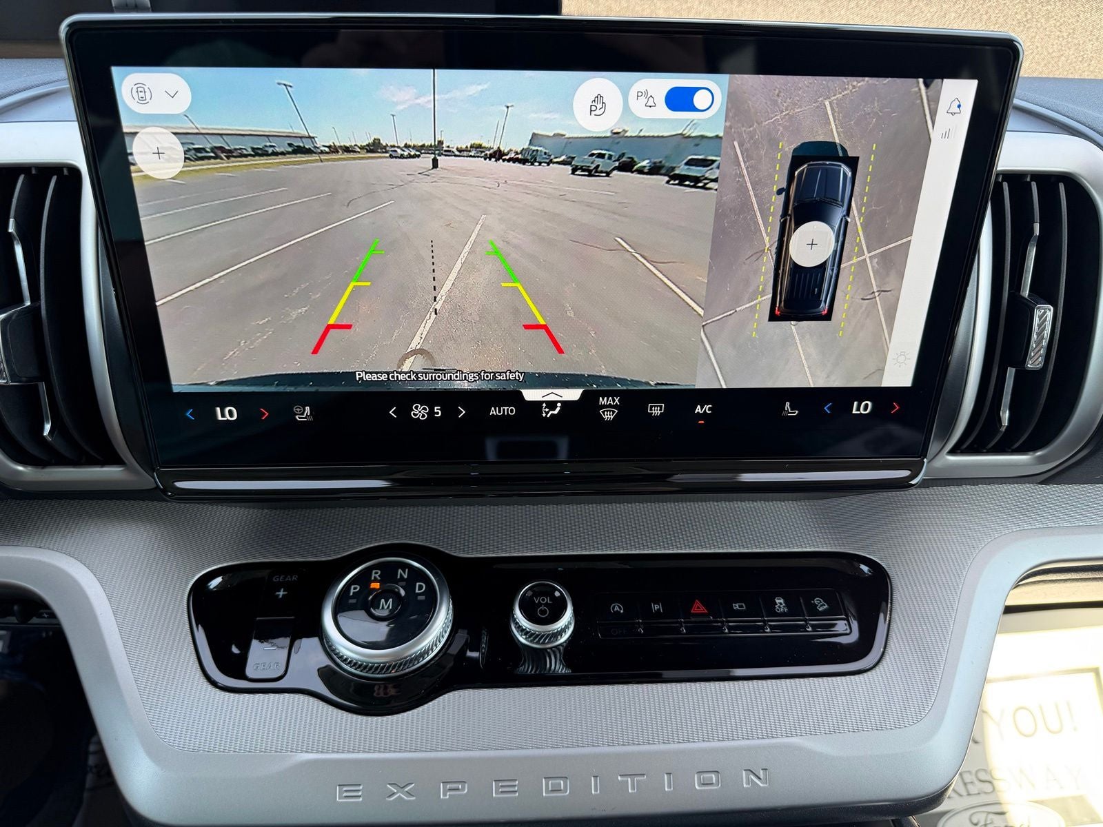 2025 Ford Expedition Active
