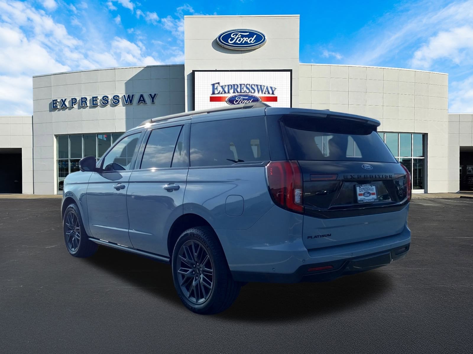 2025 Ford Expedition Platinum
