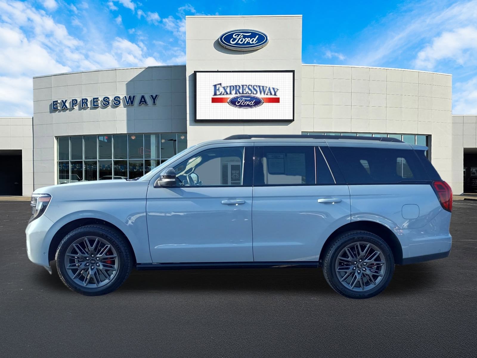 2025 Ford Expedition Platinum