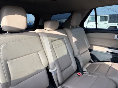2024 Ford Explorer XLT
