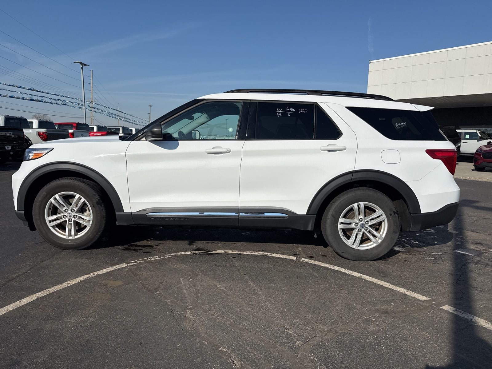 2024 Ford Explorer XLT