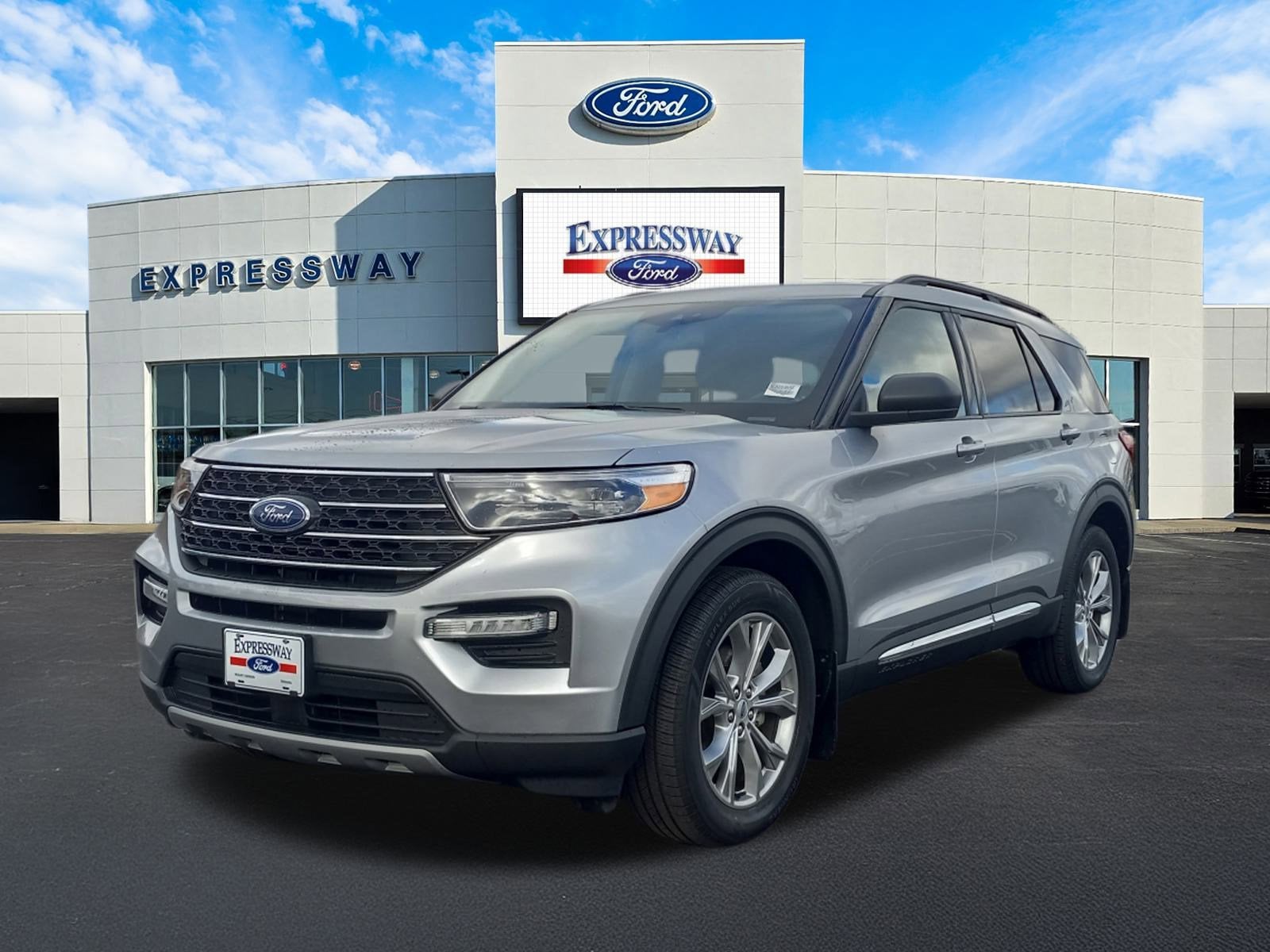 2022 Ford Explorer XLT
