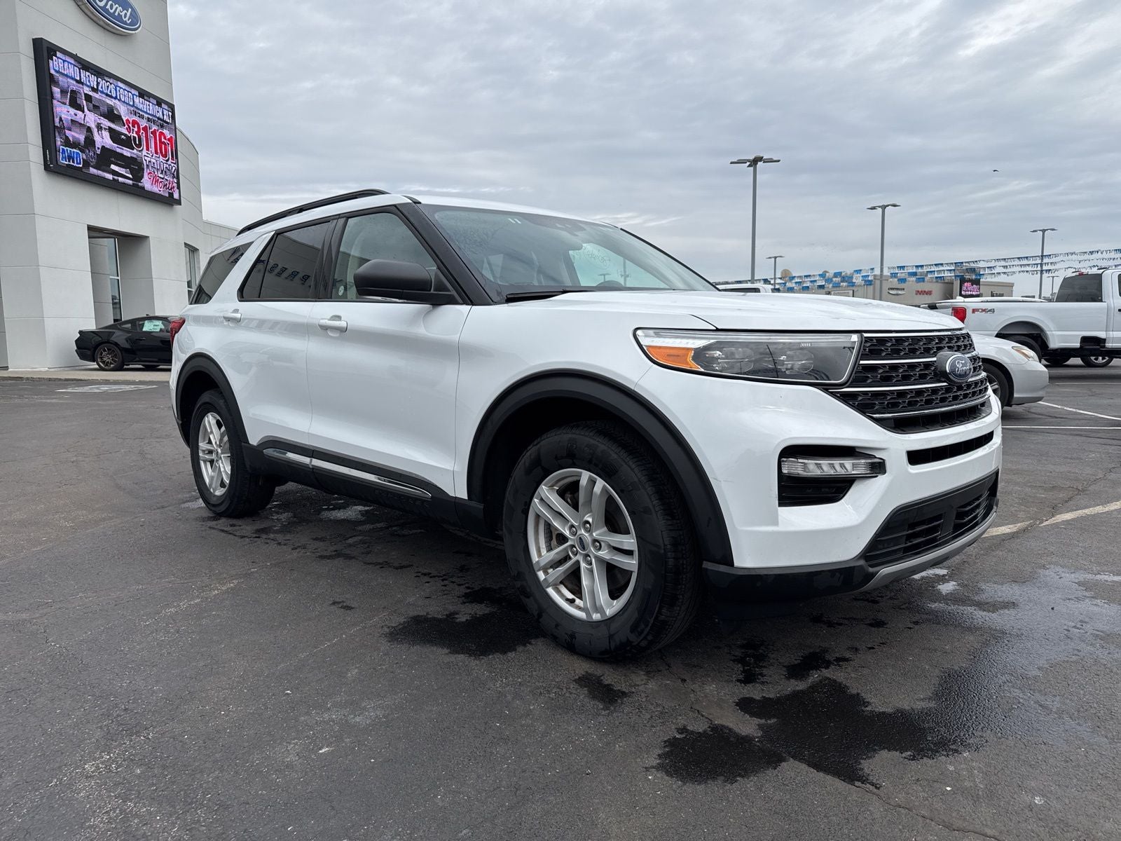 2024 Ford Explorer XLT