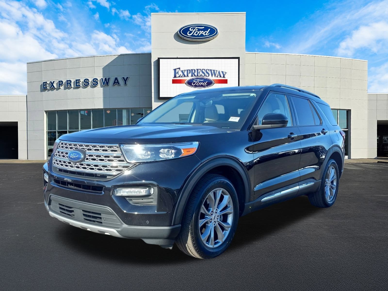 2023 Ford Explorer Limited