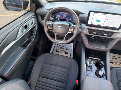 2025 Ford Explorer ST-Line