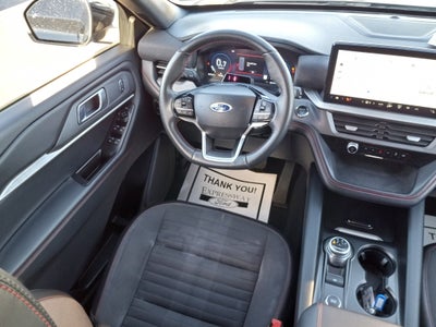 2025 Ford Explorer ST-Line